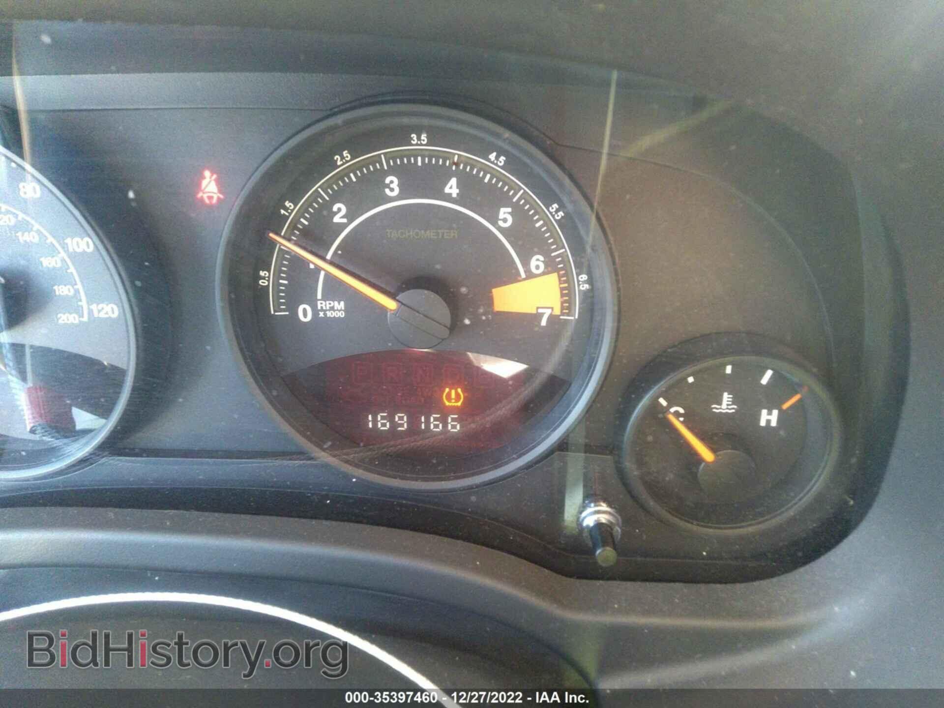 2014 JEEP COMPASS - VIN: 1C4NJCBB9ED905419 - Фото 7