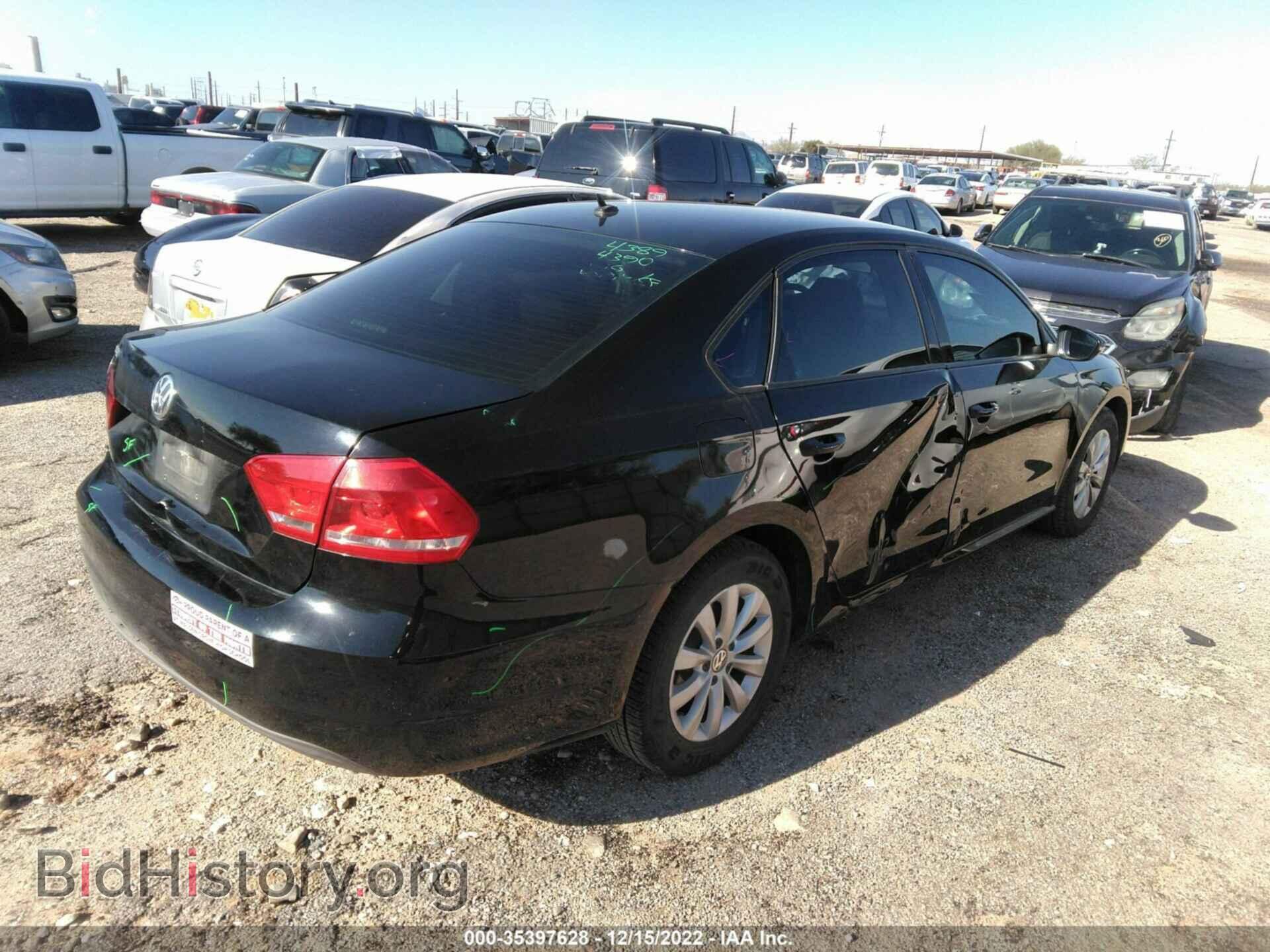 2012 VOLKSWAGEN PASSAT - VIN: 1VWAP7A37CC017931 - Фото 4