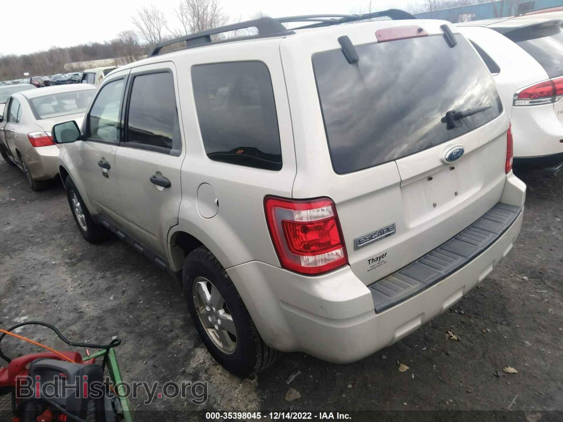 2009 FORD ESCAPE - VIN: 1FMCU03799KA95651 - Фото 3