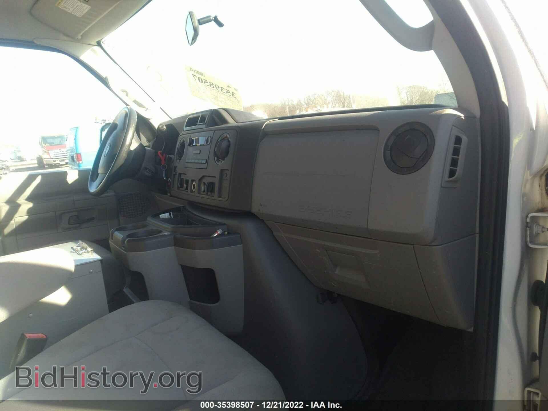 2011 FORD ECONOLINE CARGO VAN - VIN: 1FTNE2EL9BDB35138 - Фото 5