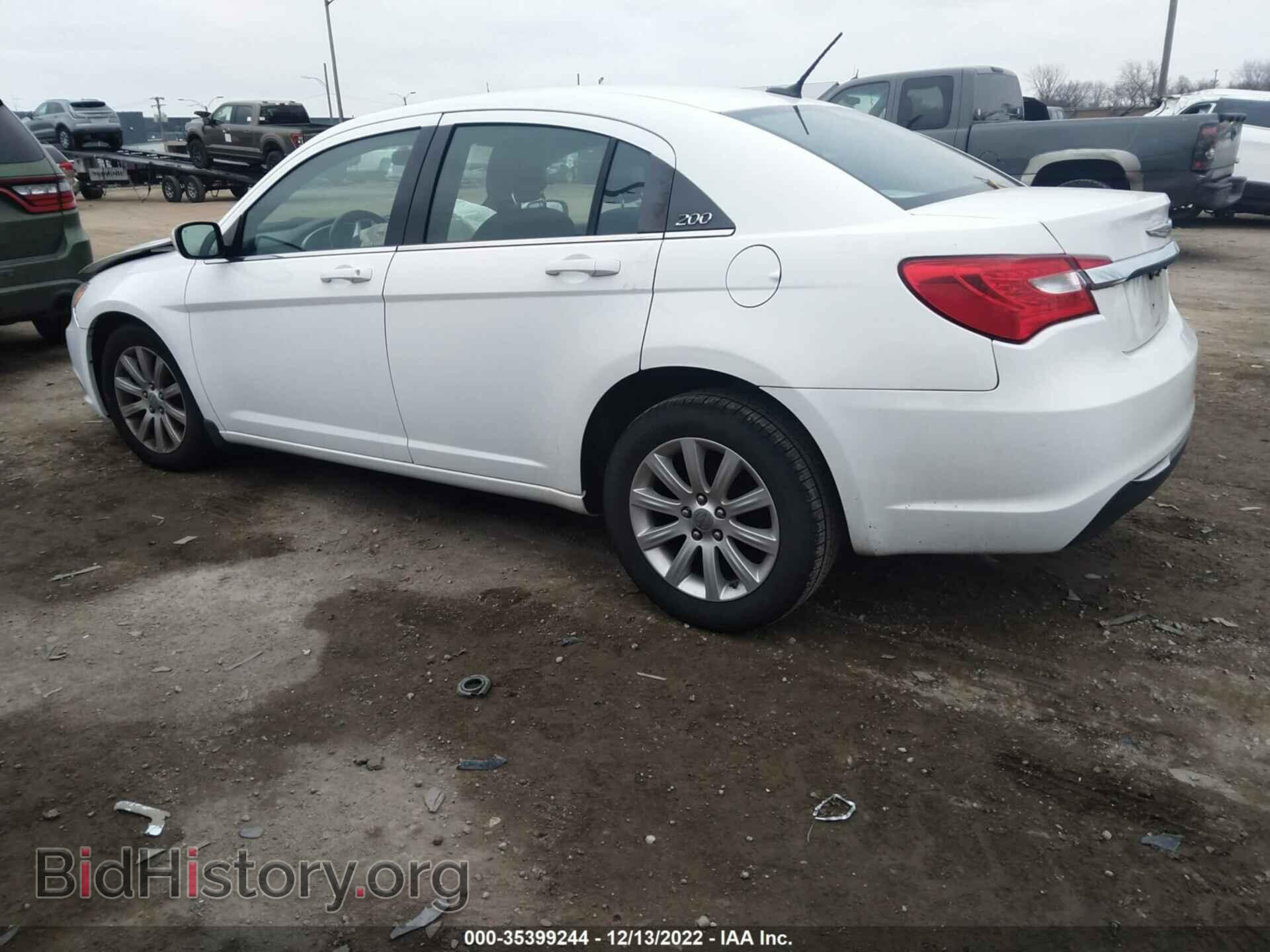 2011 CHRYSLER 200 - VIN: 1C3BC1FB2BN555170 - Фото 3