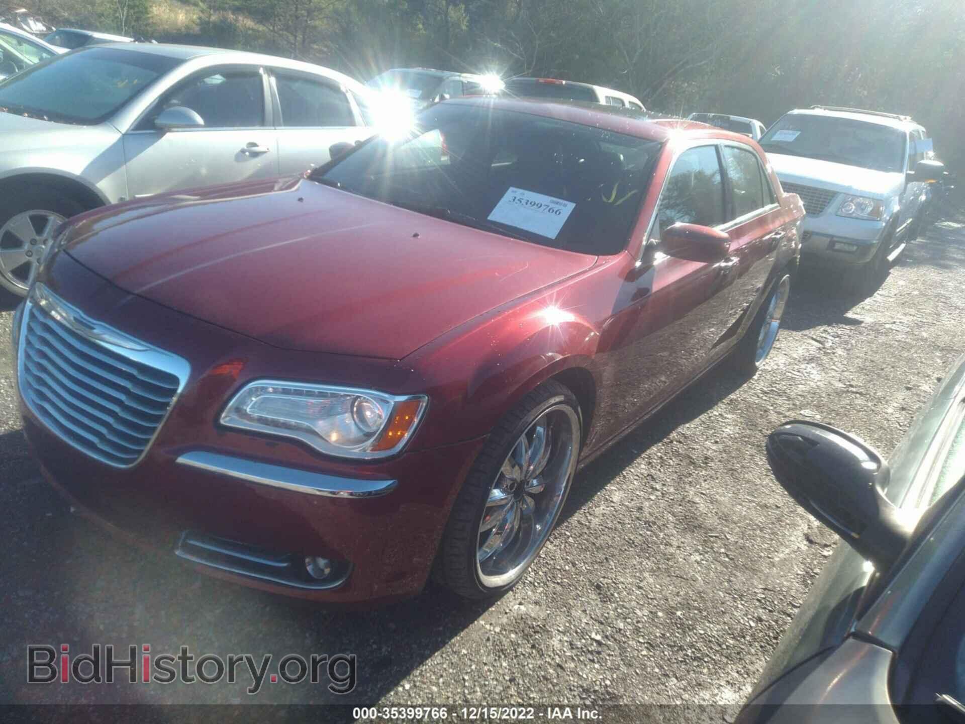 2013 CHRYSLER 300 - VIN: 2C3CCAAG6DH707633 - Фото 2