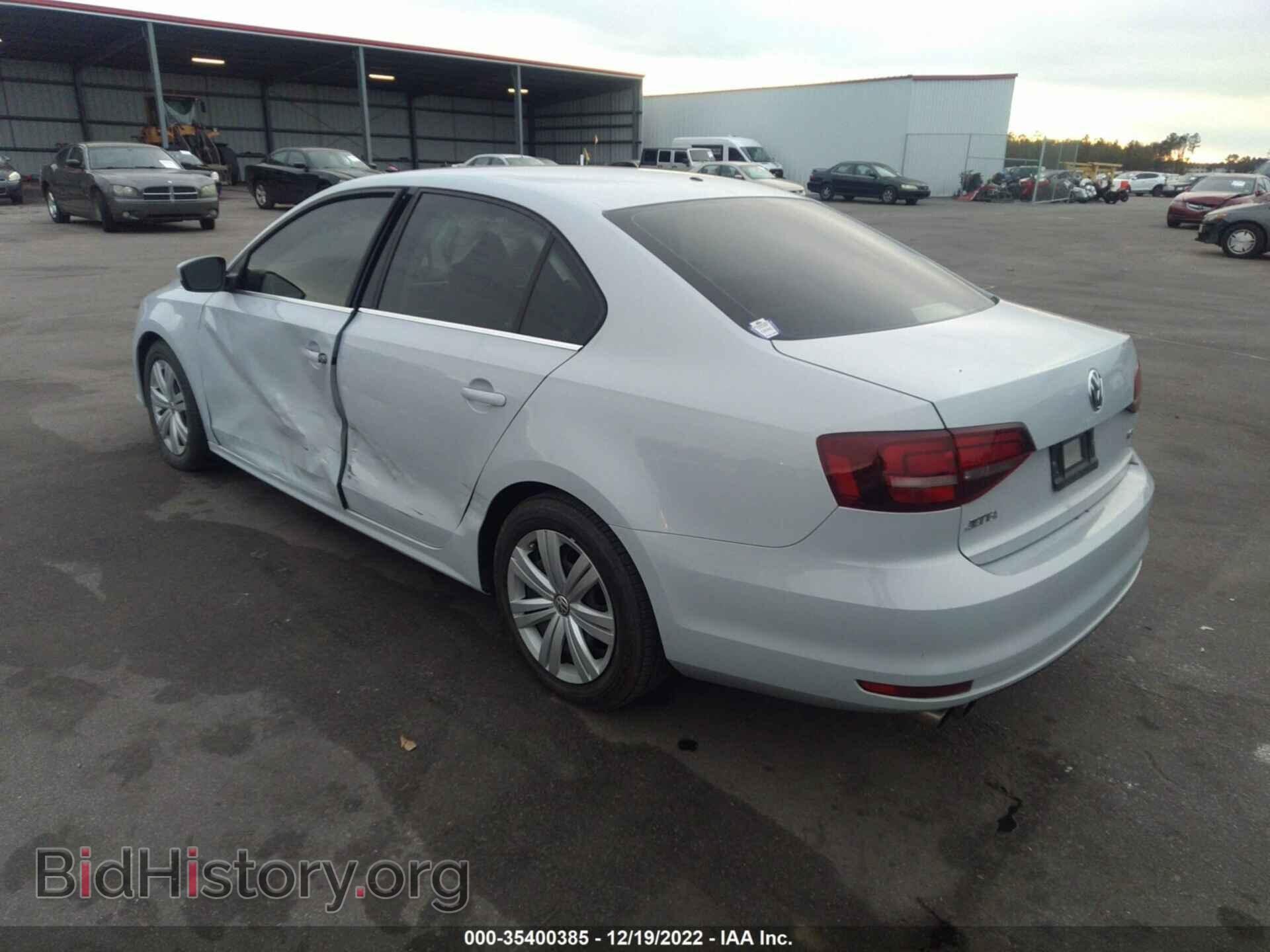 2017 VOLKSWAGEN JETTA - VIN: 3VW2B7AJ1HM356045 - Фото 3