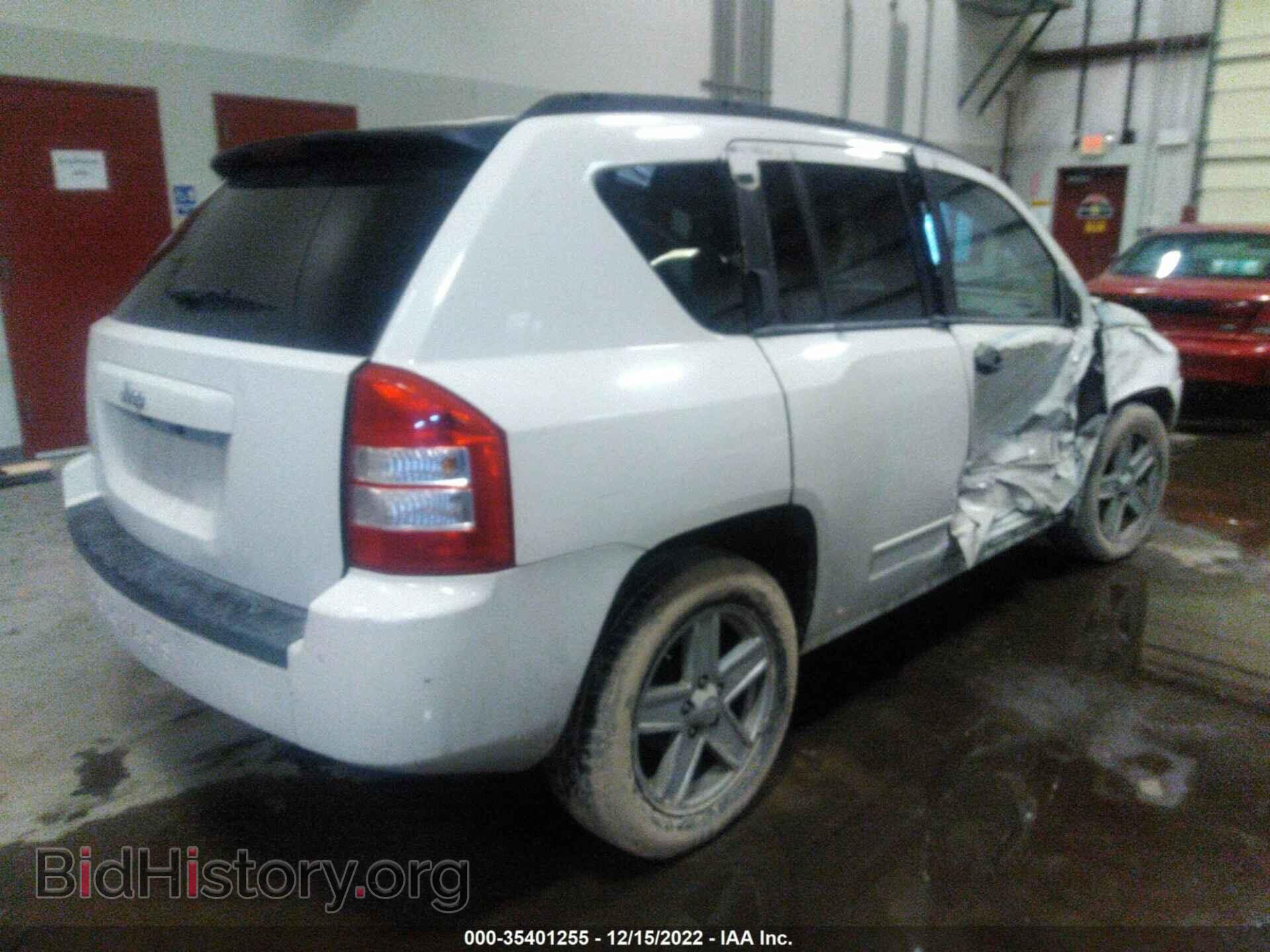 2008 JEEP COMPASS - VIN: 1J8FF47W28D669149 - Фото 4