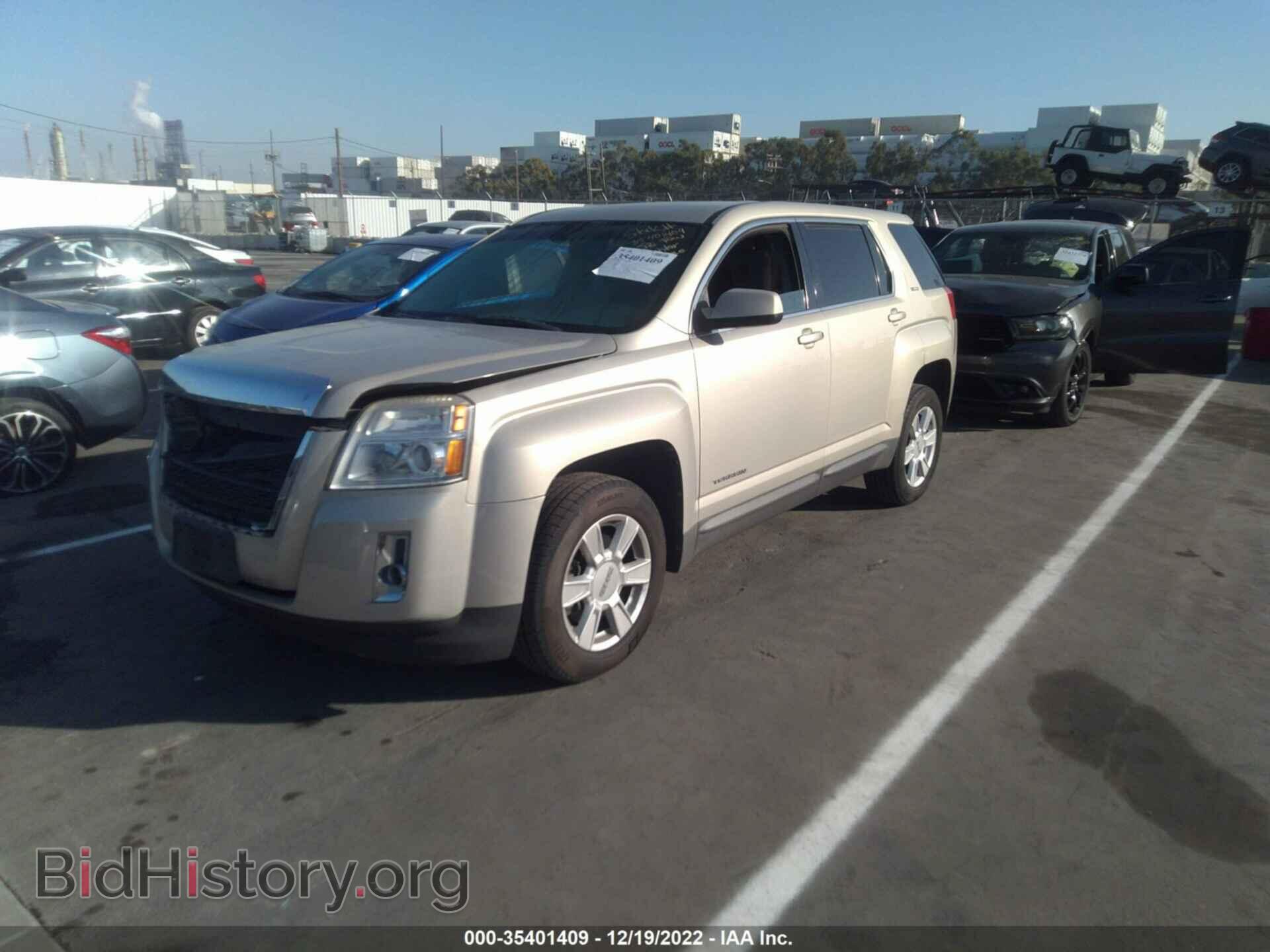 2011 GMC TERRAIN - VIN: 2CTALMEC7B6334269 - Photo 2