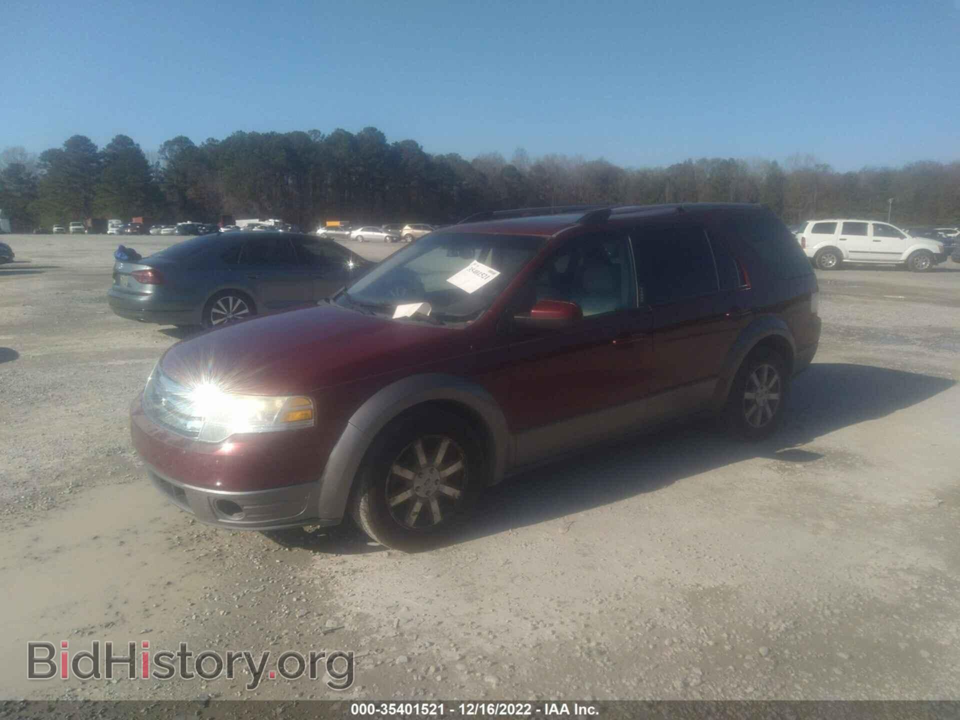 2008 FORD TAURUS X - VIN: 1FMDK02WX8GA11082 - Фото 2