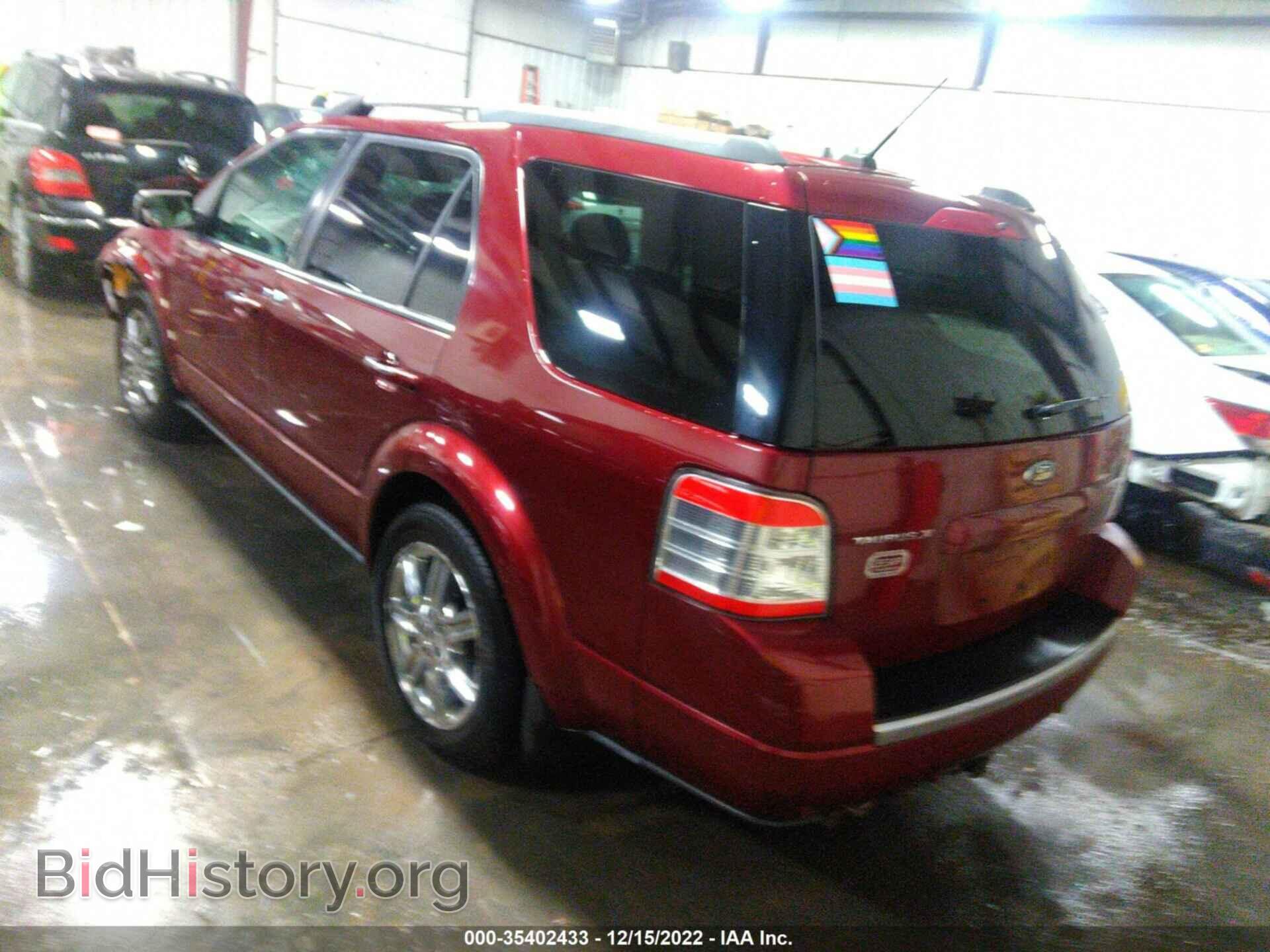 2008 FORD TAURUS X - VIN: 1FMDK06W48GA35825 - Фото 3