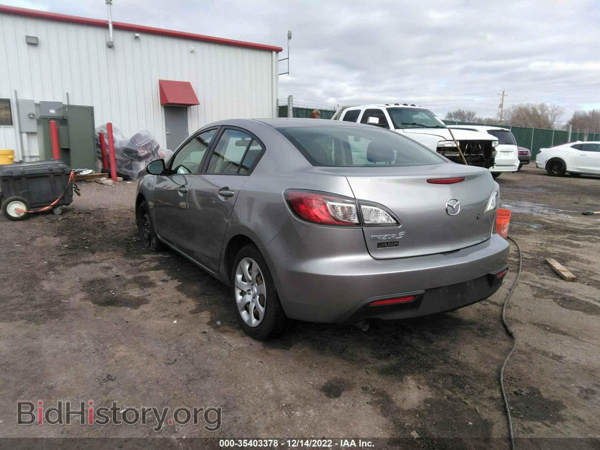 2011 MAZDA MAZDA3 - VIN: JM1BL1UG7B1482525 - Фото 3