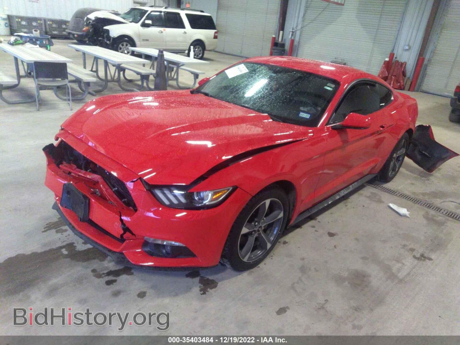 2015 FORD MUSTANG - VIN: 1FA6P8AM7F5318236 - Фото 2