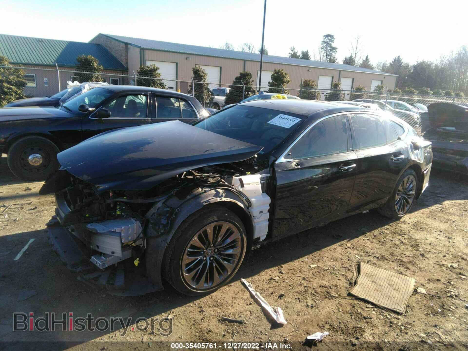2018 LEXUS LS 500 - VIN: JTHC51FF9J5004423 - Photo 2