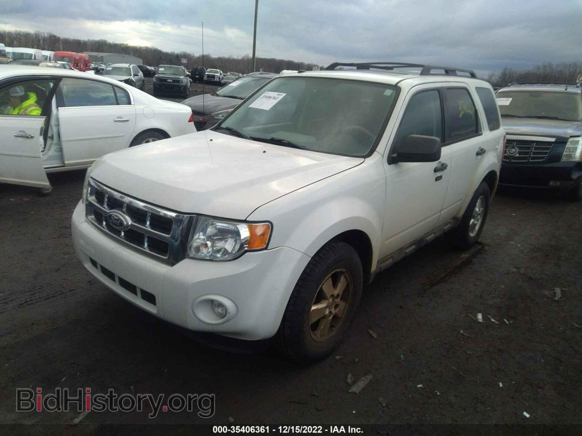 2010 FORD ESCAPE - VIN: 1FMCU9D75AKB31004 - Фото 2