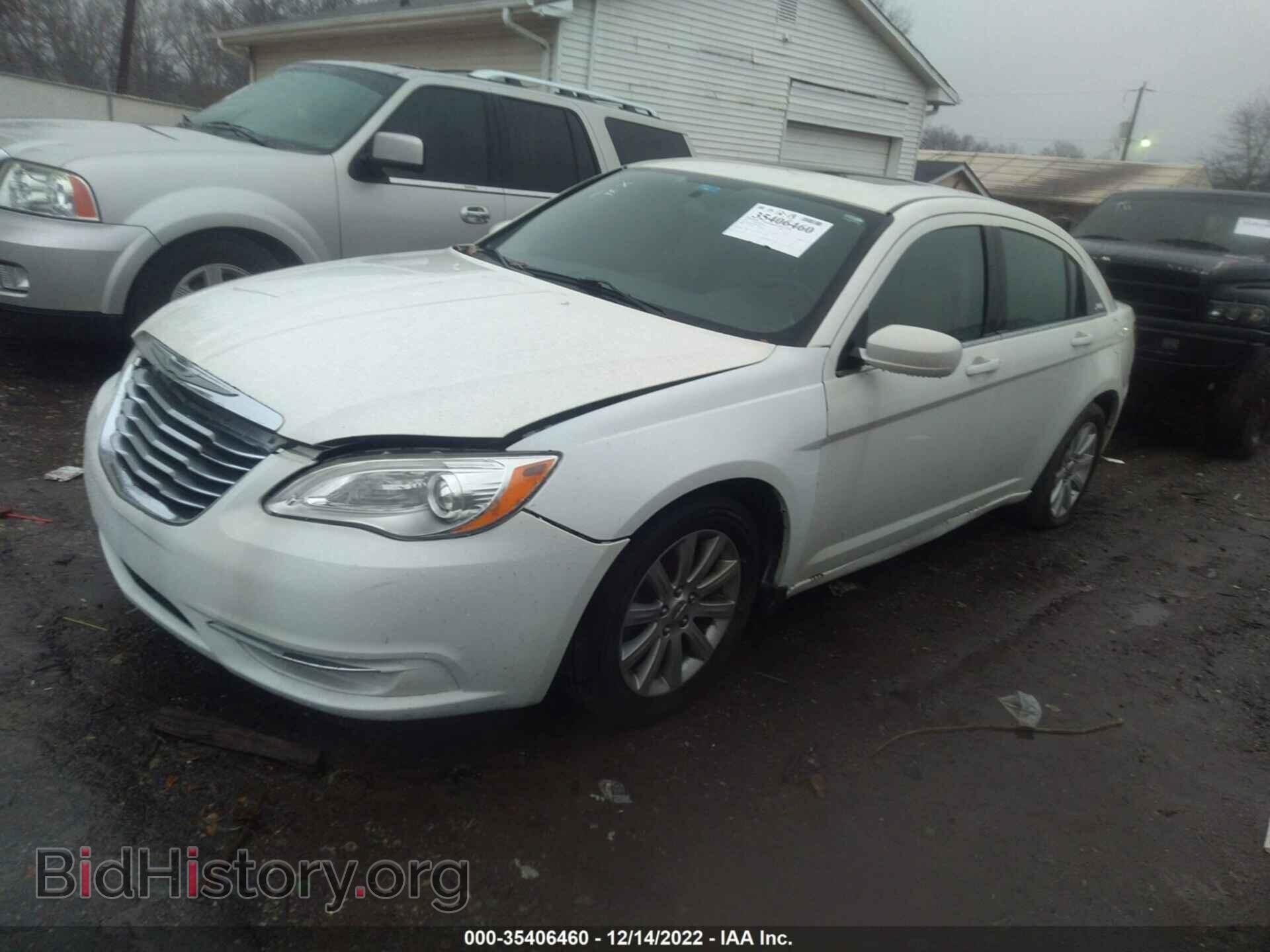 2011 CHRYSLER 200 - VIN: 1C3BC1FG6BN504301 - Фото 2