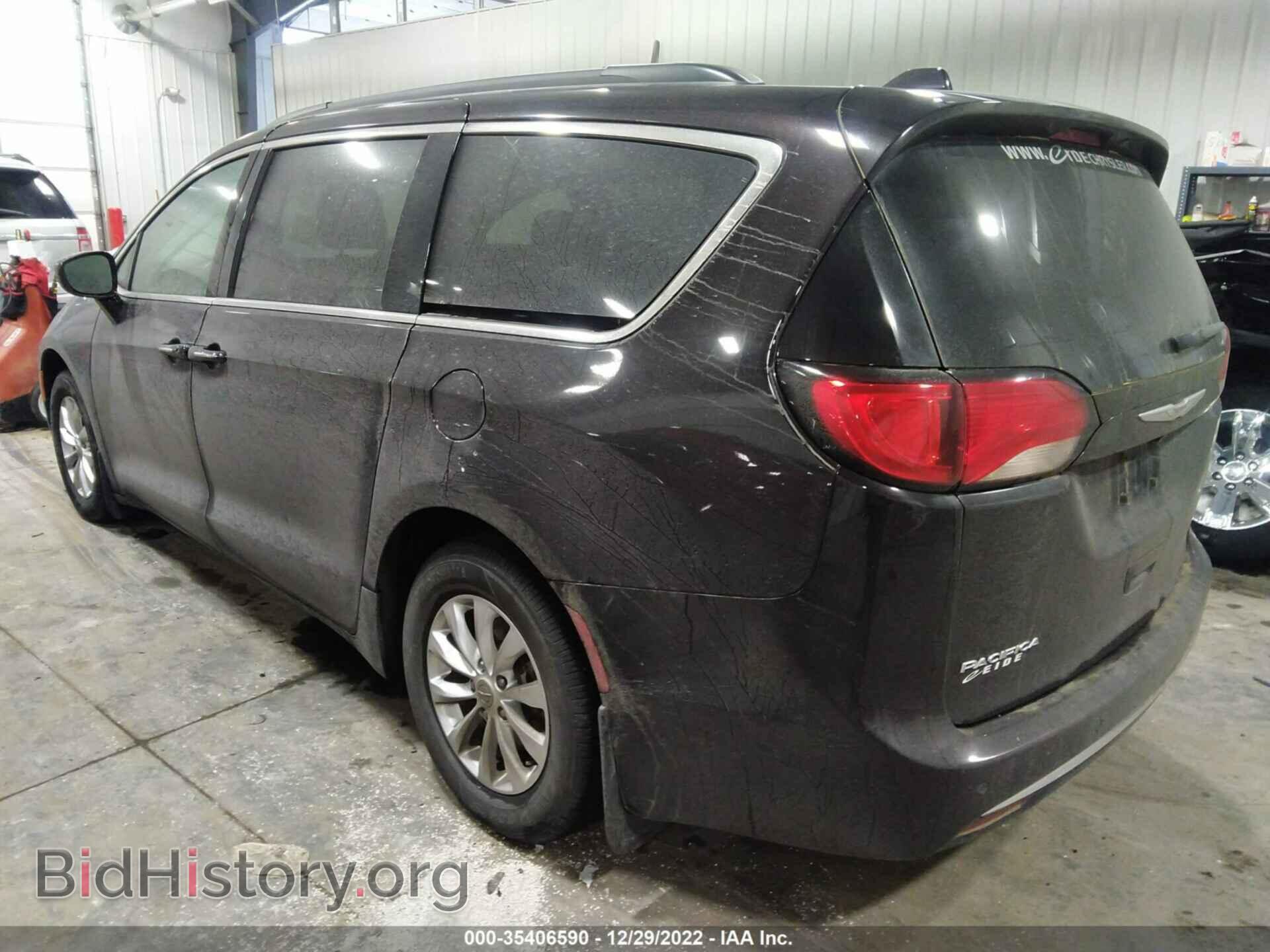 2018 CHRYSLER PACIFICA - VIN: 2C4RC1FG8JR101836 - Фото 3