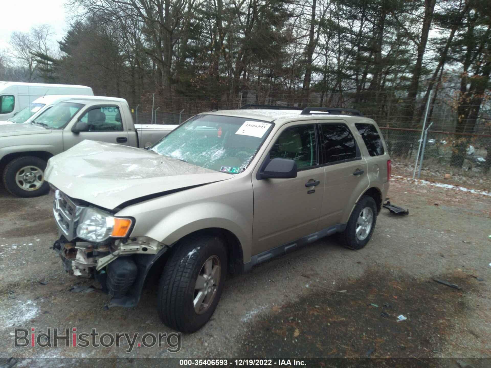2010 FORD ESCAPE - VIN: 1FMCU9D75AKB95155 - Фото 2
