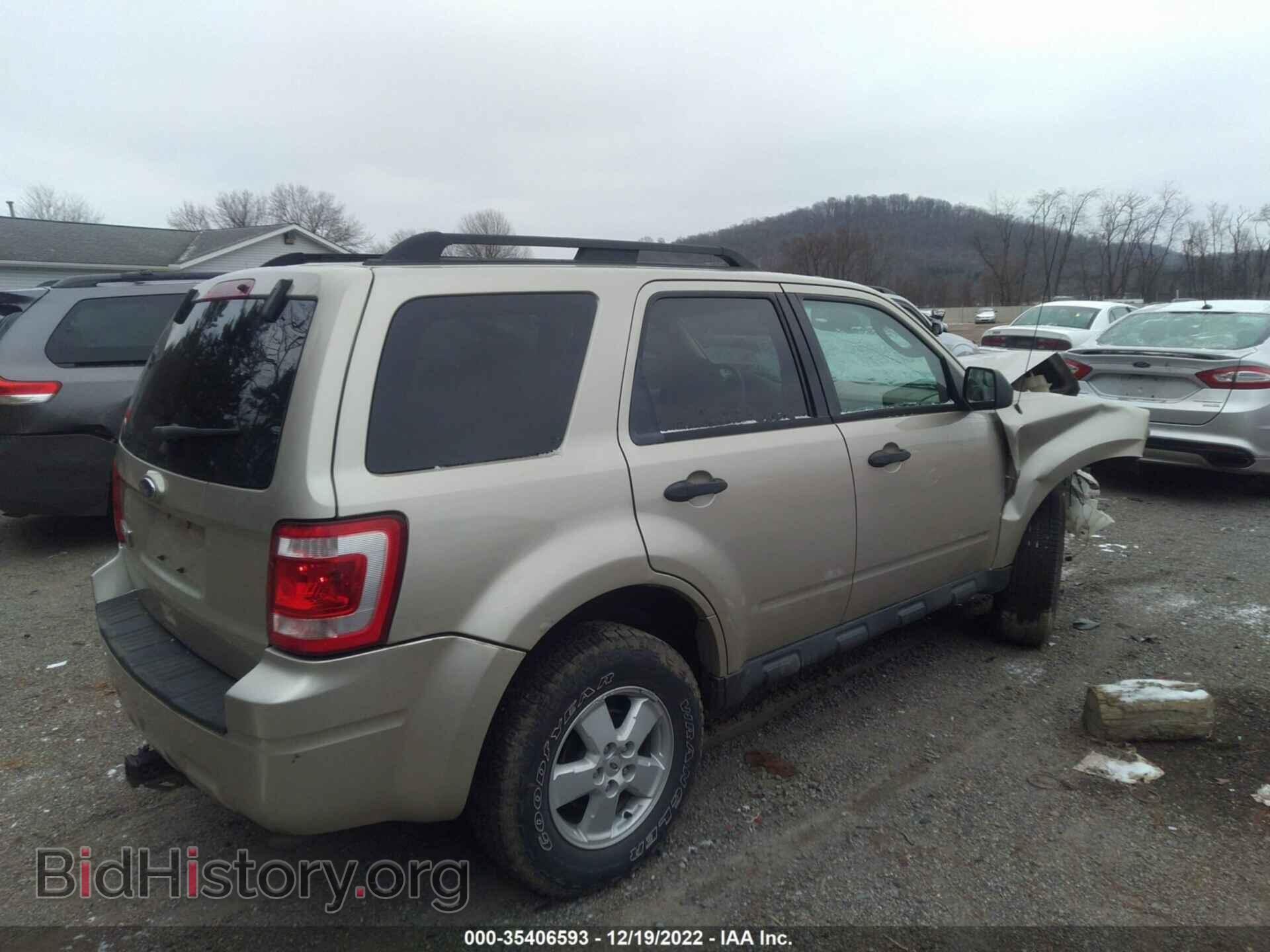2010 FORD ESCAPE - VIN: 1FMCU9D75AKB95155 - Фото 4