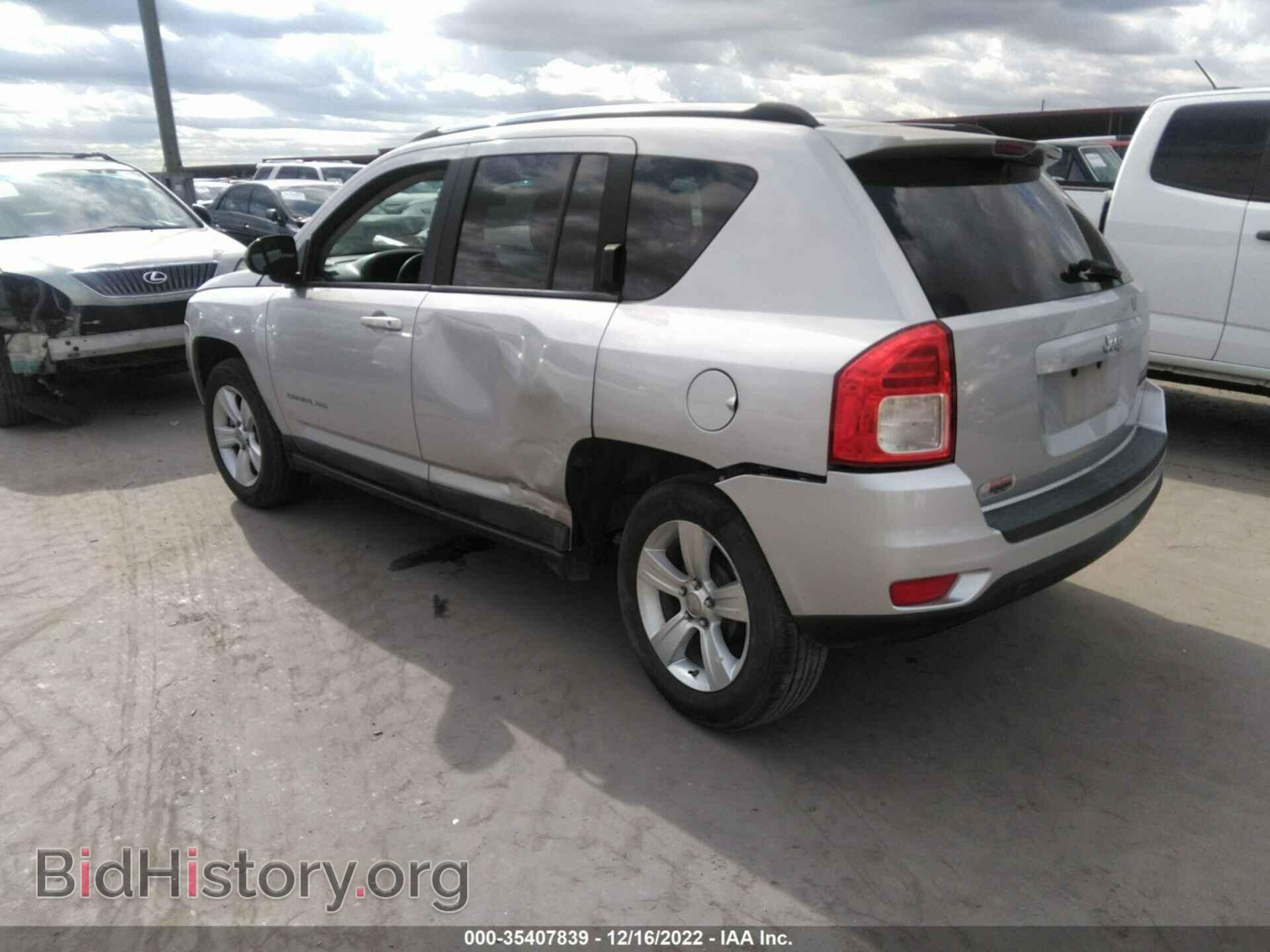 2011 JEEP COMPASS - VIN: 1J4NT1FB5BD155869 - Фото 3