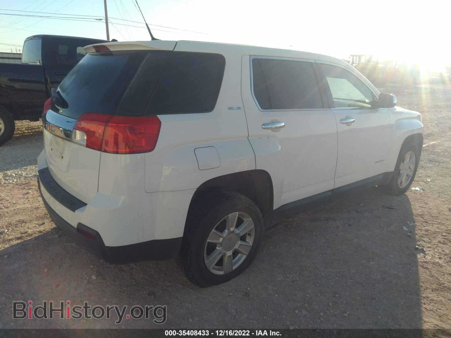 2011 GMC TERRAIN - VIN: 2CTALMEC8B6378975 - Photo 4