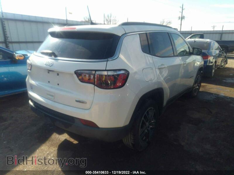 2017 Jeep COMPASS (VIN 3C4NJCBB6HT632857) — фото 4 из 12