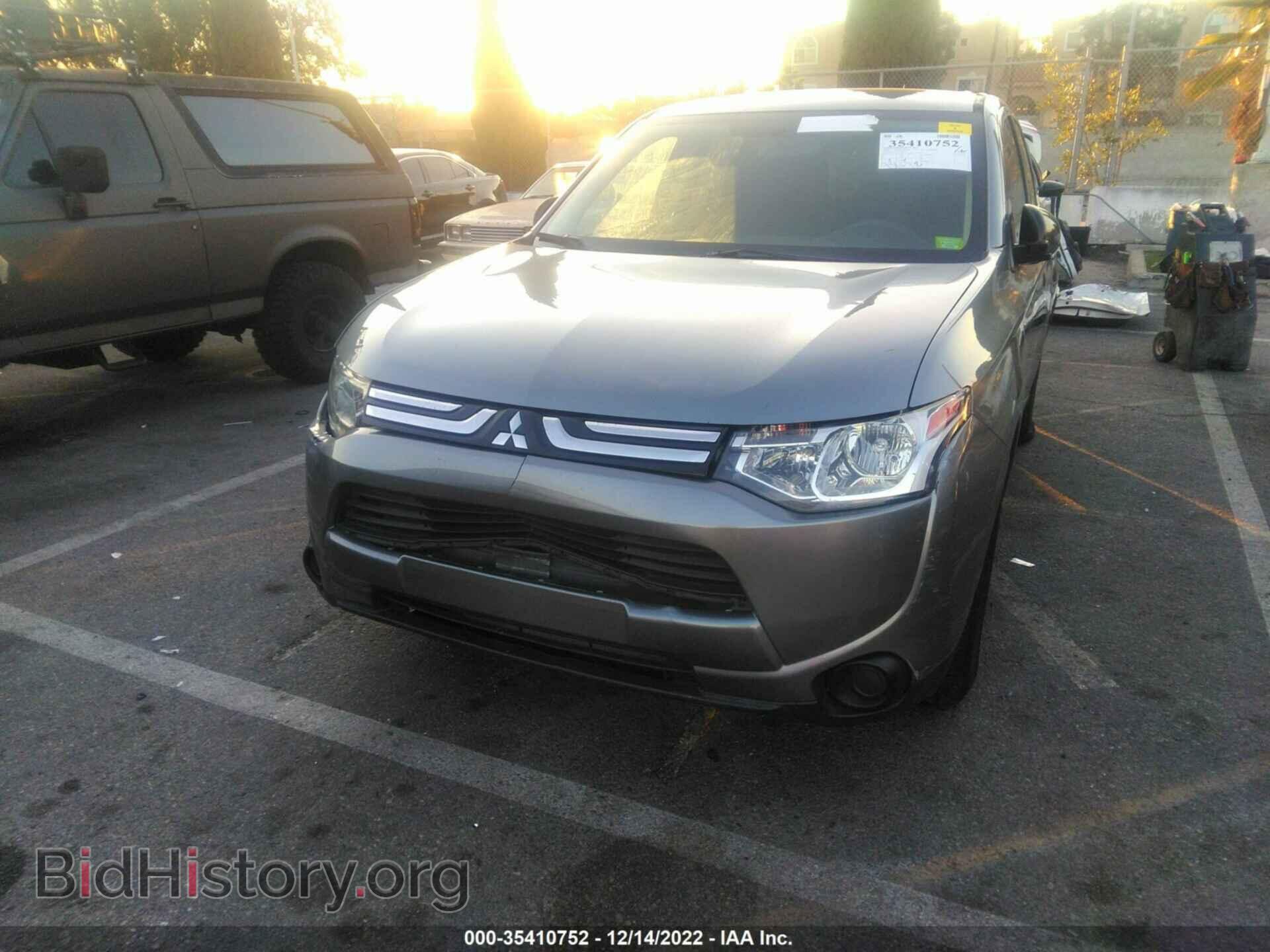 2014 MITSUBISHI OUTLANDER - VIN: JA4AD2A35EZ005141 - Фото 2