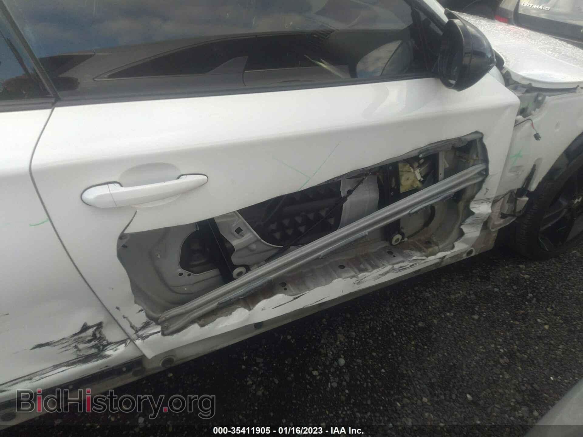 2011 BMW 1 SERIES - VIN: WBAUC9C59BVM09511 - Photo 6