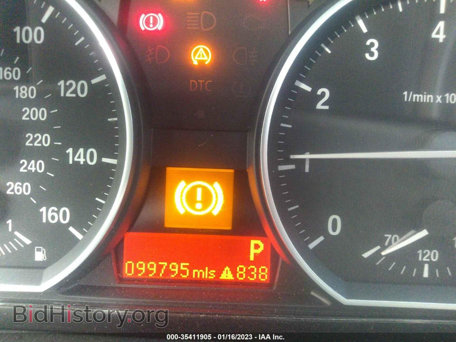 2011 BMW 1 SERIES - VIN: WBAUC9C59BVM09511 - Photo 7