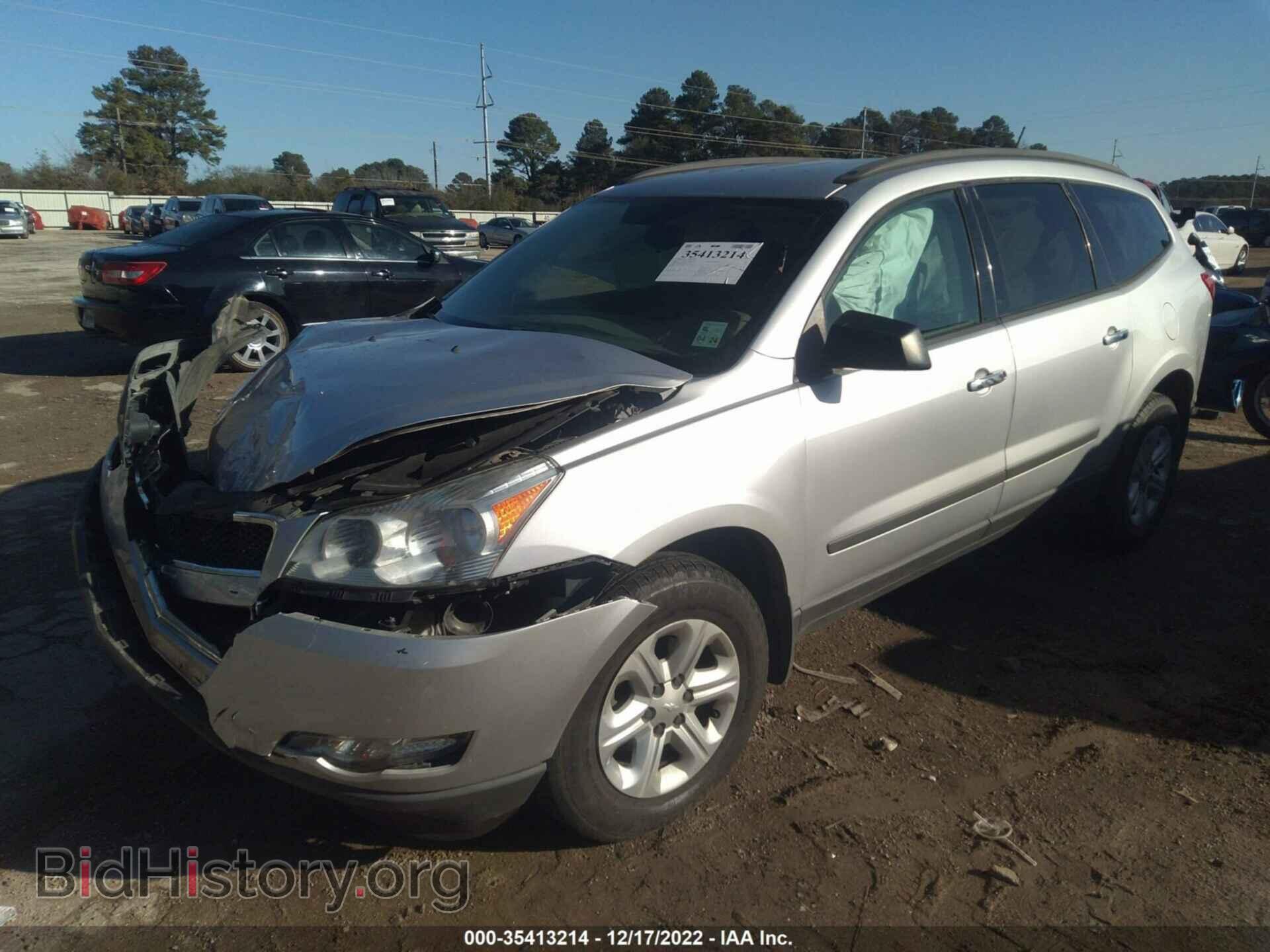 2012 CHEVROLET TRAVERSE - VIN: 1GNKRFED5CJ128169 - Фото 2