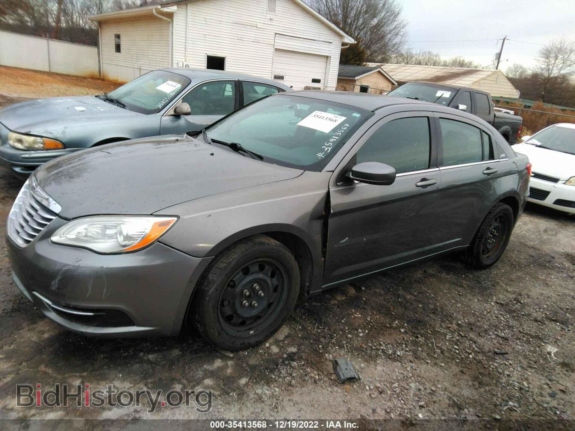 2012 CHRYSLER 200 - VIN: 1C3CCBAB7CN317740 - Photo 2