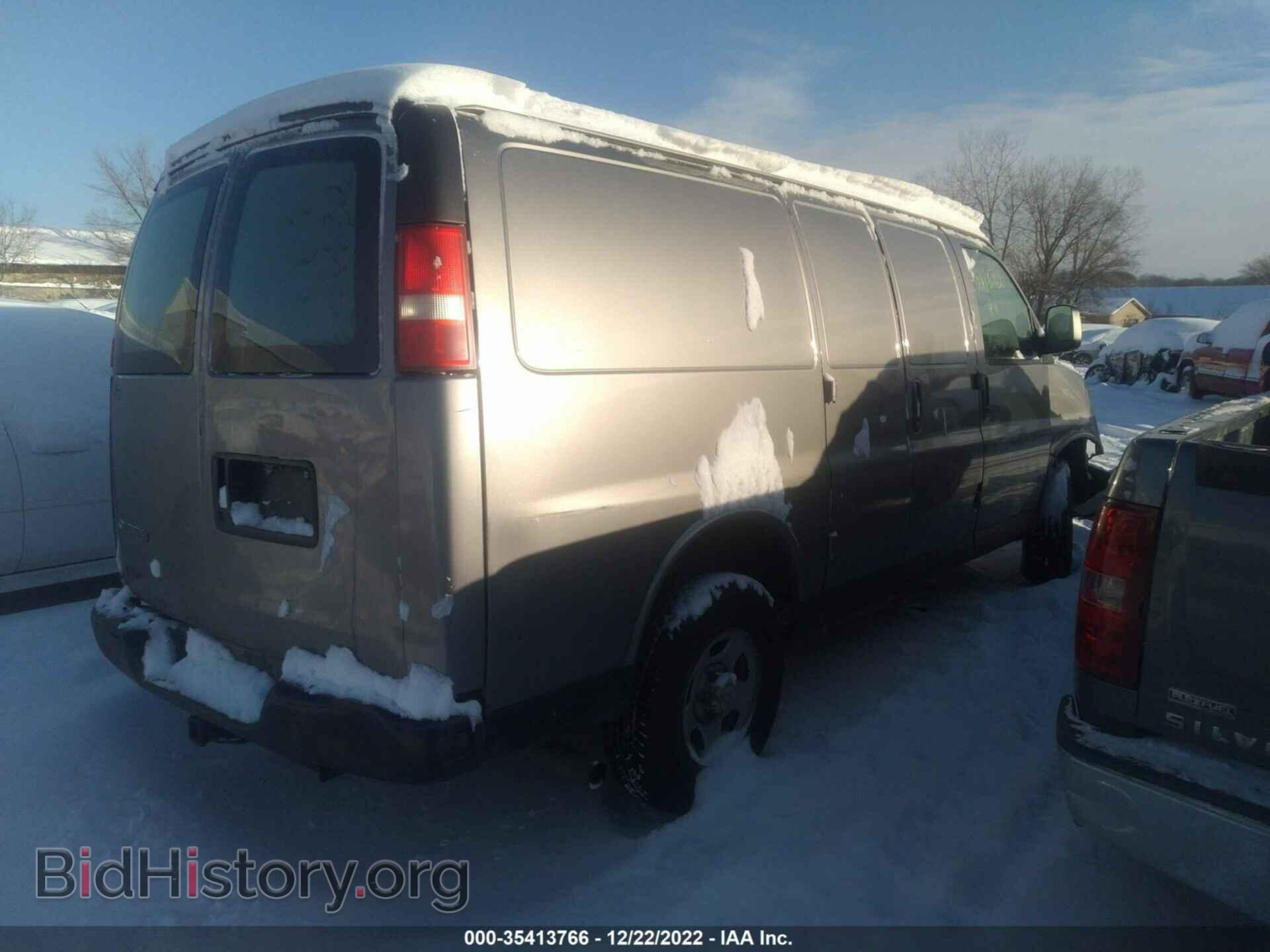 2007 CHEVROLET EXPRESS CARGO VAN - VIN: 1GCFG15X771207622 - Фото 4