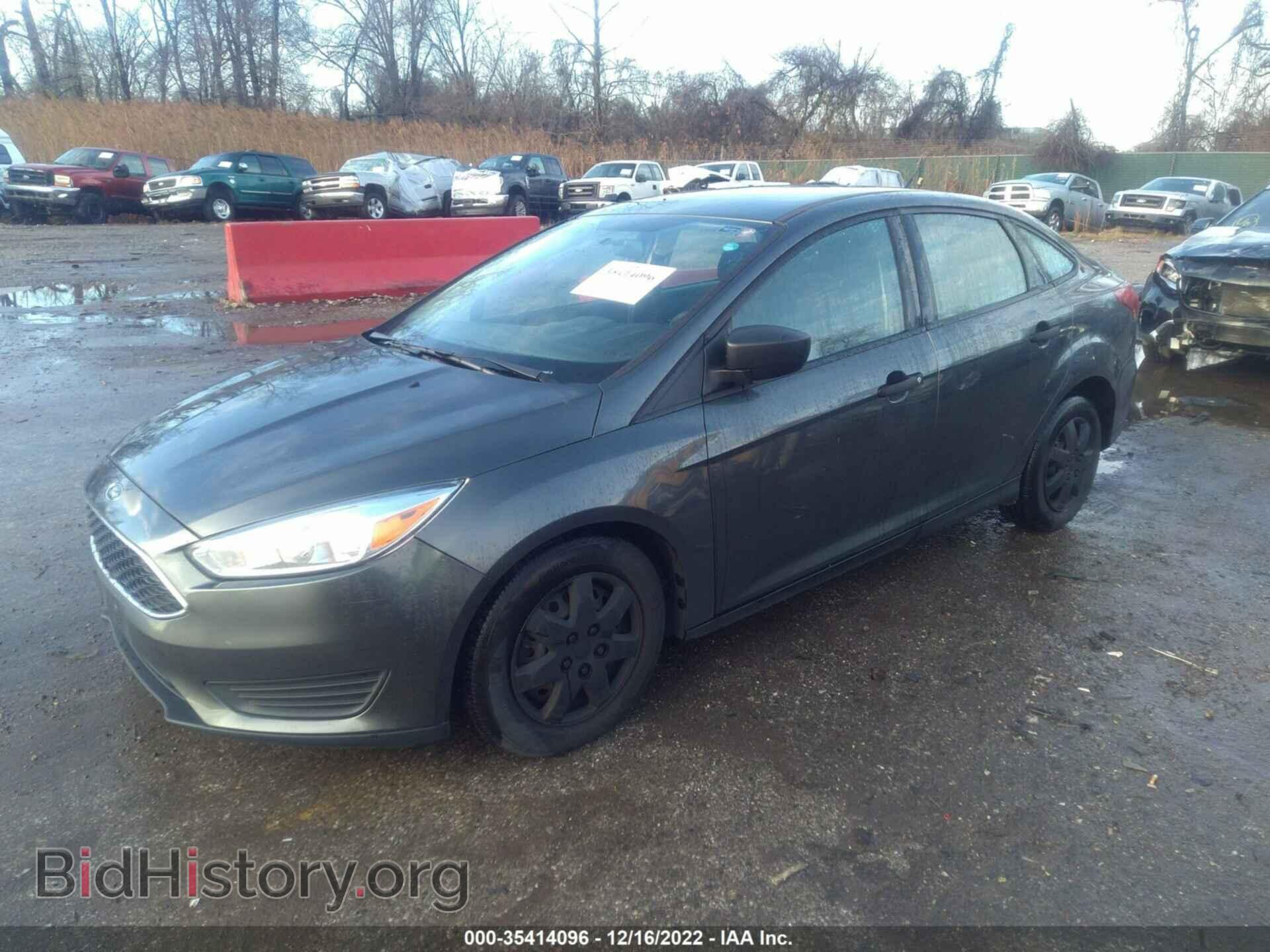 2017 FORD FOCUS - VIN: 1FADP3E23HL262572 - Фото 2