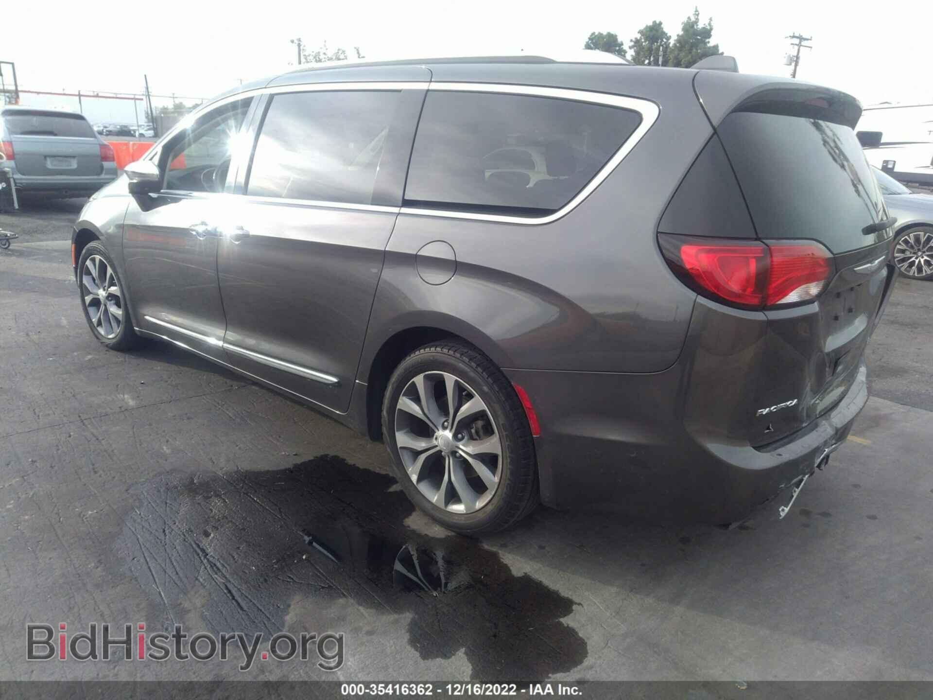 2017 CHRYSLER PACIFICA - VIN: 2C4RC1GG8HR821565 - Фото 3