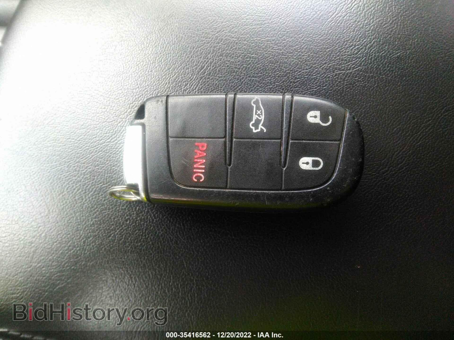 2015 CHRYSLER 200 - VIN: 1C3CCCAB9FN686724 - Фото 11