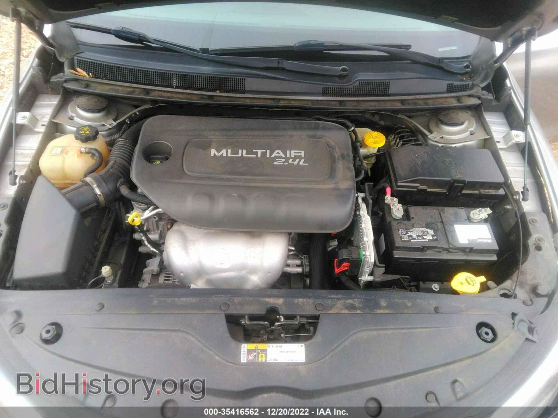 2015 CHRYSLER 200 - VIN: 1C3CCCAB9FN686724 - Фото 10