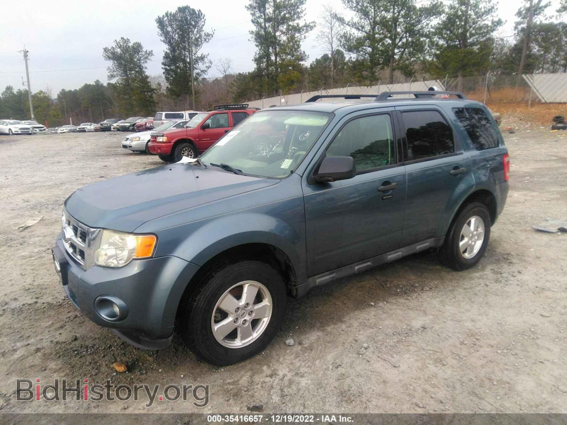 2011 FORD ESCAPE - VIN: 1FMCU0DG3BKB88539 - Фото 2