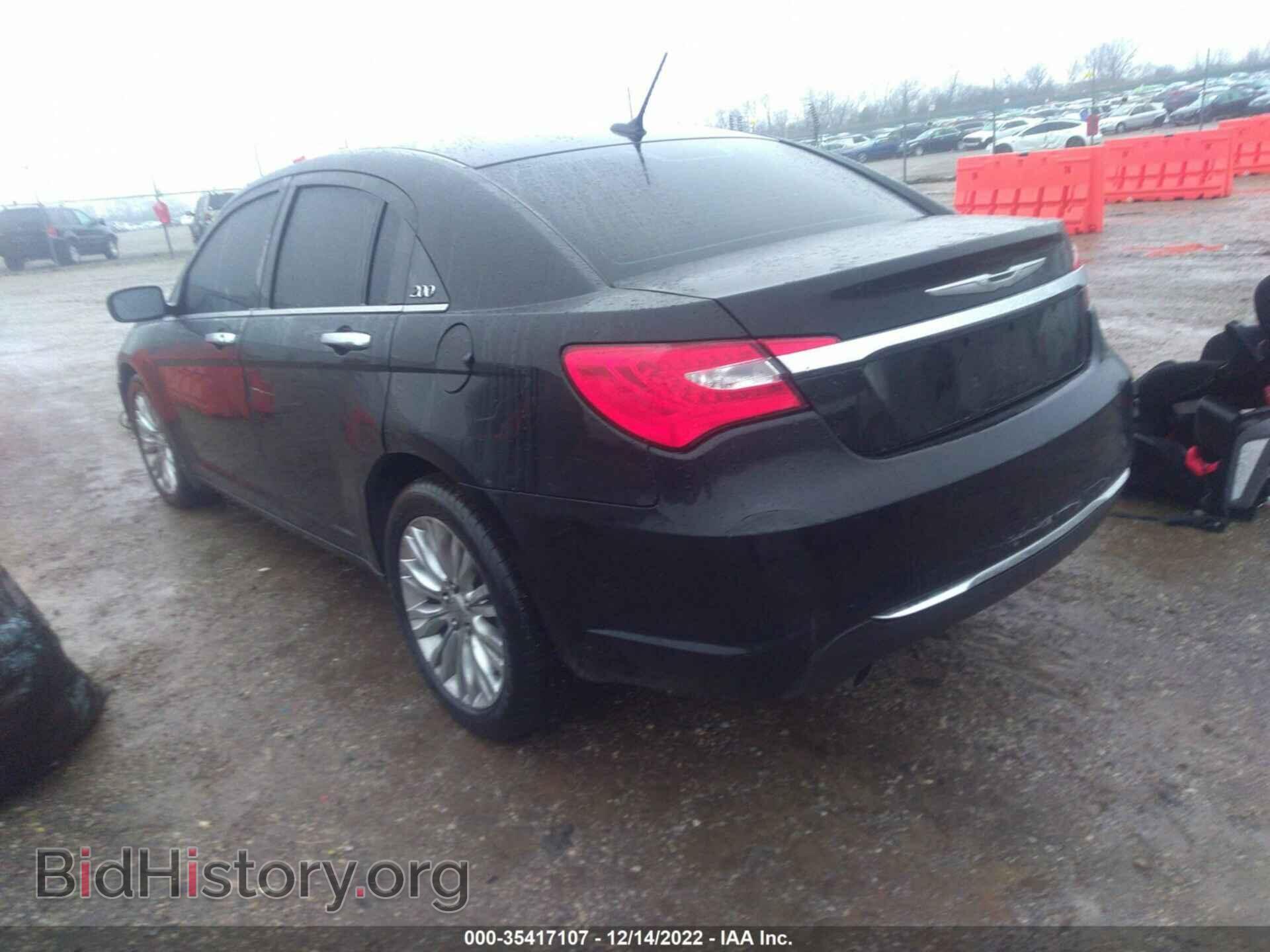 2011 CHRYSLER 200 - VIN: 1C3BC2FG9BN571562 - Фото 3