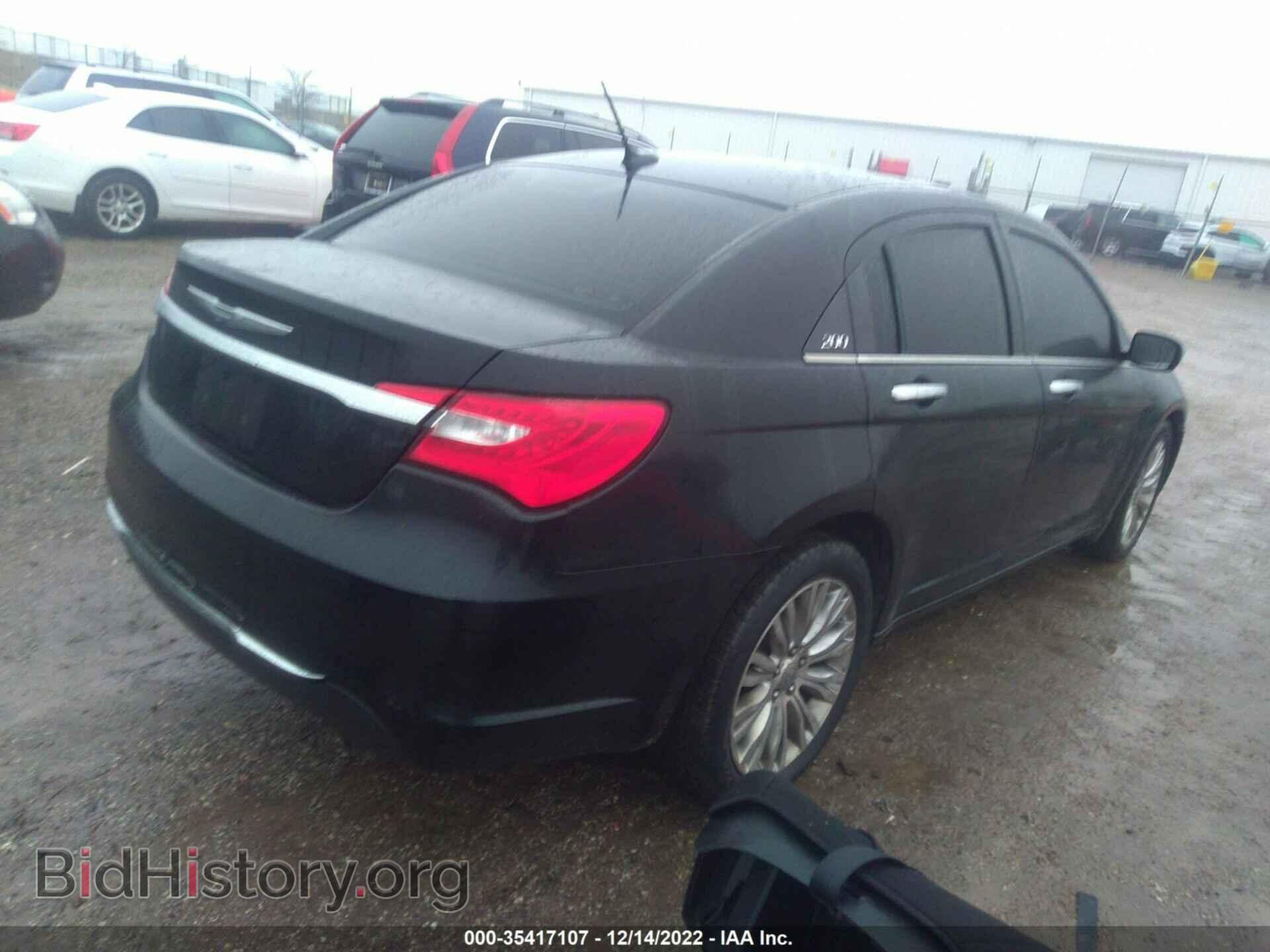 2011 CHRYSLER 200 - VIN: 1C3BC2FG9BN571562 - Фото 4