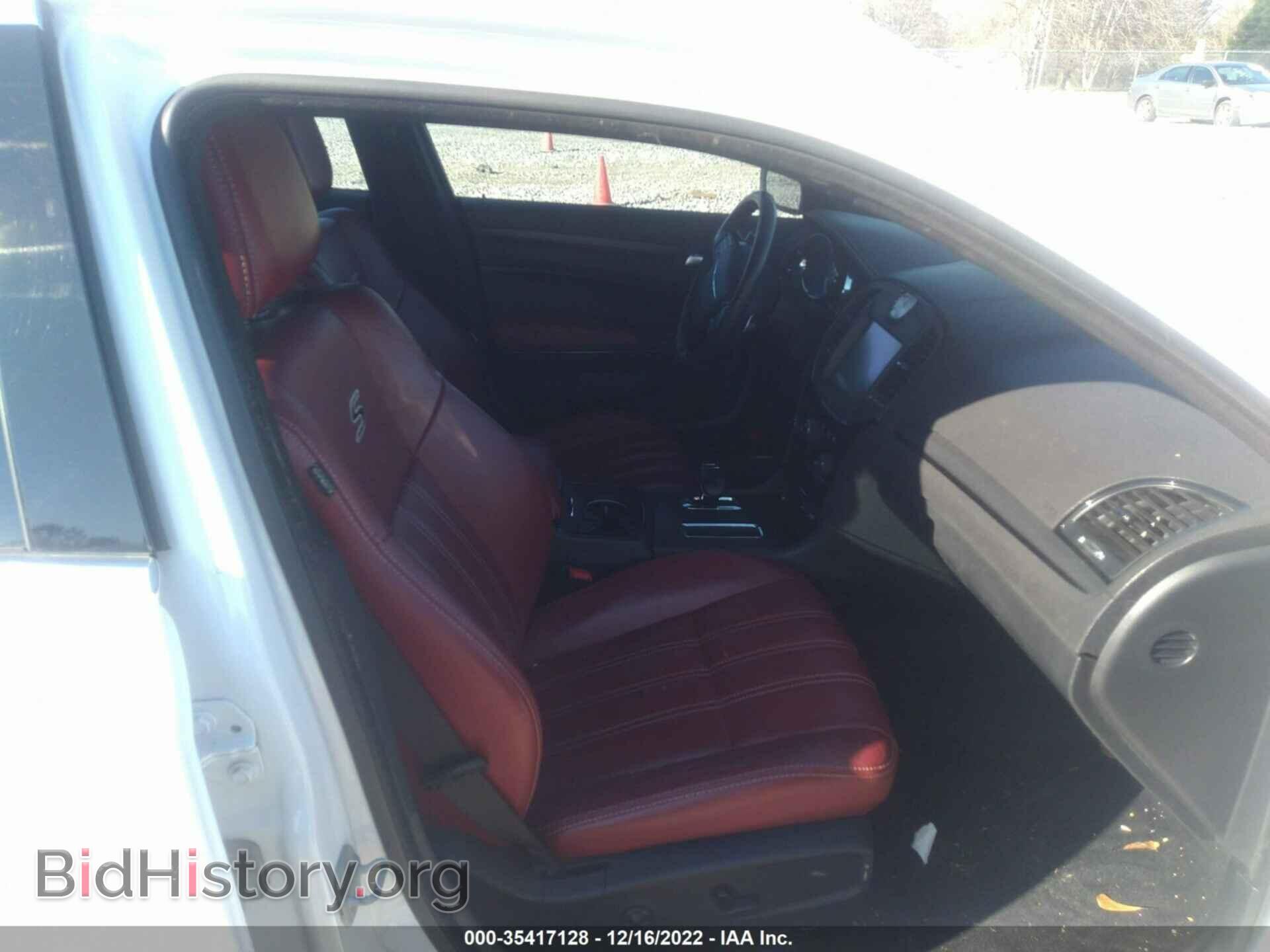 2013 CHRYSLER 300 - VIN: 2C3CCABG1DH739825 - Фото 5