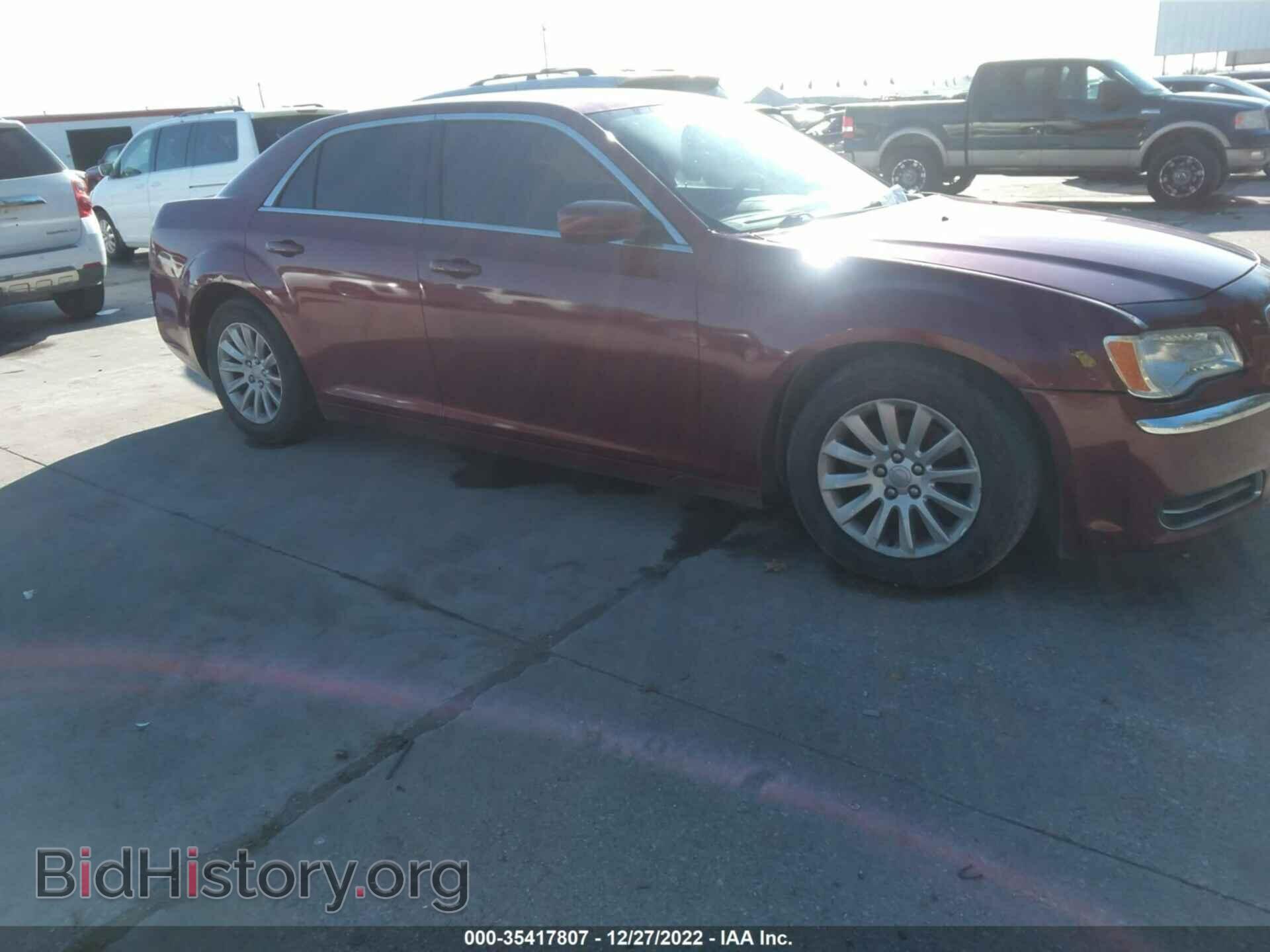 Фотография 2C3CCAAG7CH238535 - CHRYSLER 300 2012