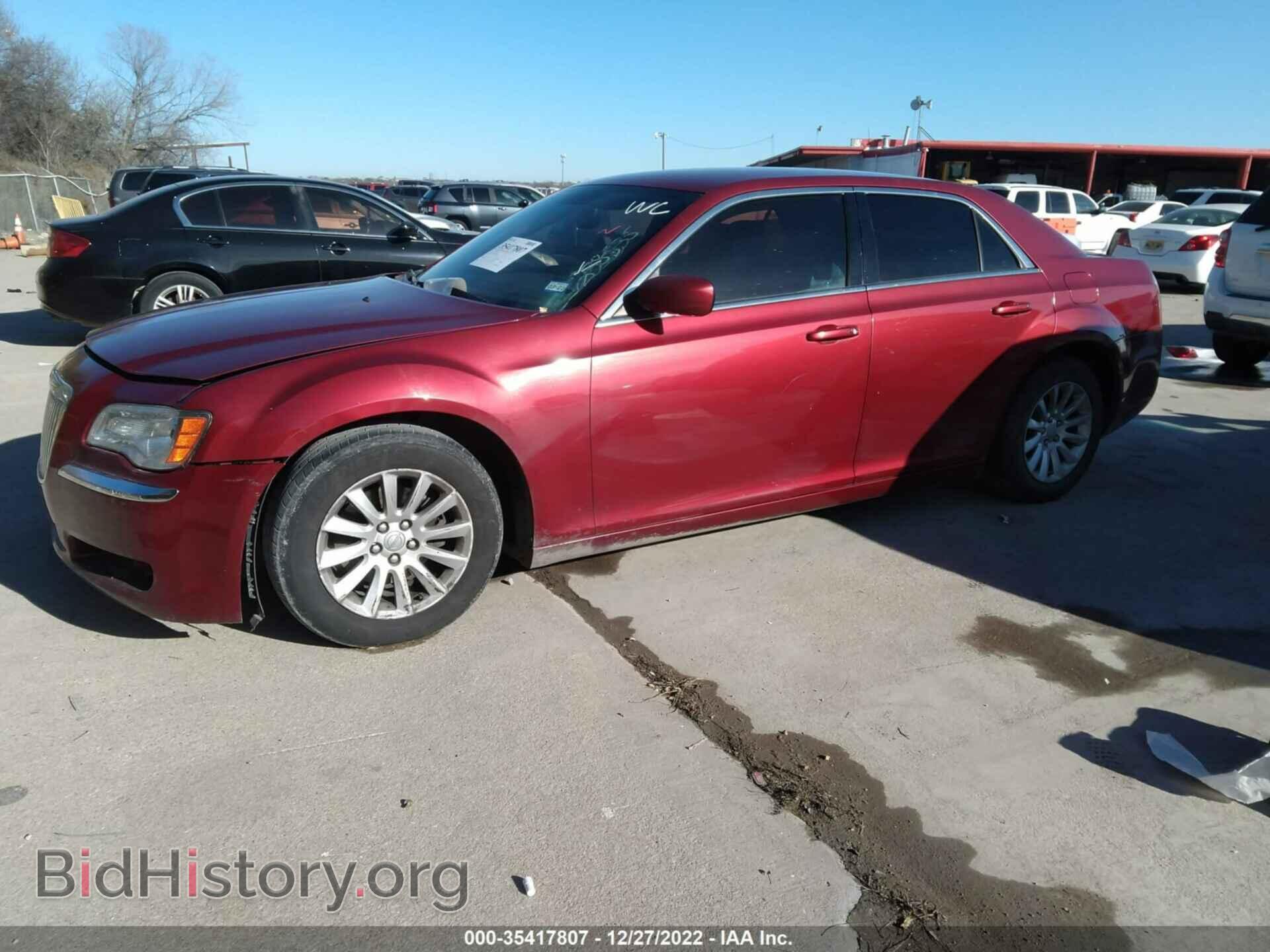 2012 CHRYSLER 300 - VIN: 2C3CCAAG7CH238535 - Фото 2