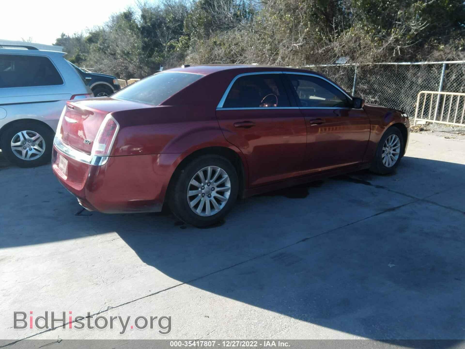 2012 CHRYSLER 300 - VIN: 2C3CCAAG7CH238535 - Фото 4