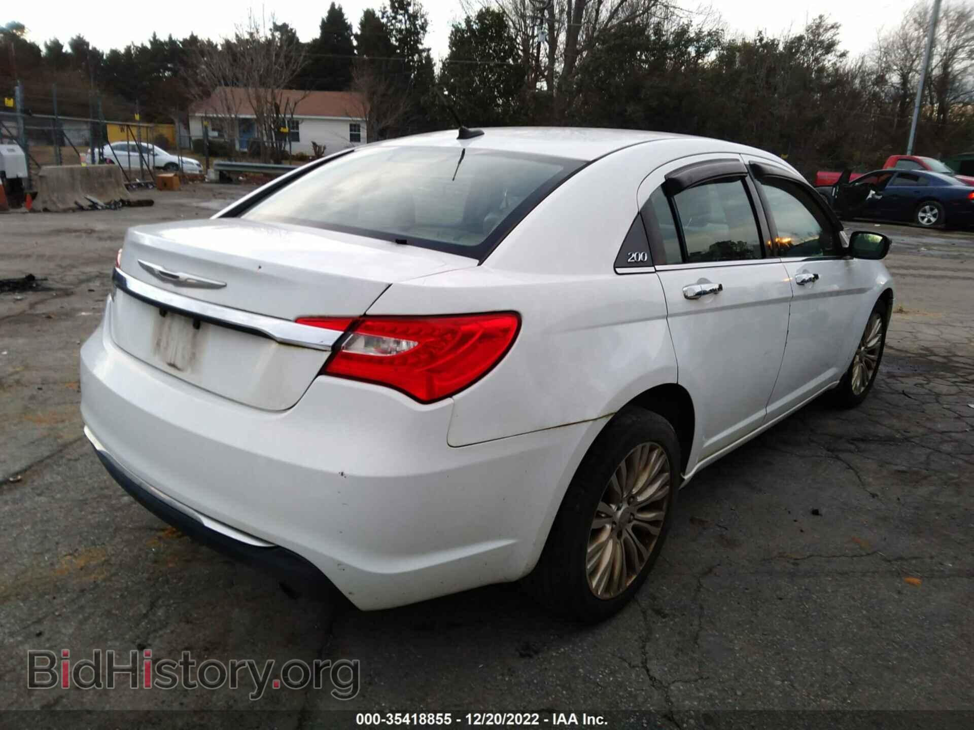 2011 CHRYSLER 200 - VIN: 1C3BC2FB5BN569005 - Photo 4