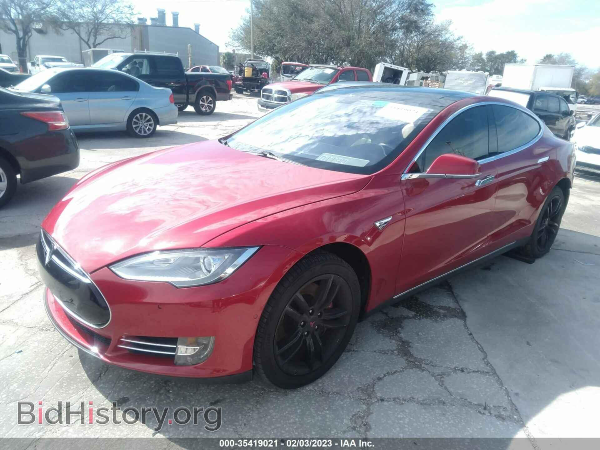 2013 TESLA MODEL S - VIN: 5YJSA1DP9DFP09648 - Фото 2