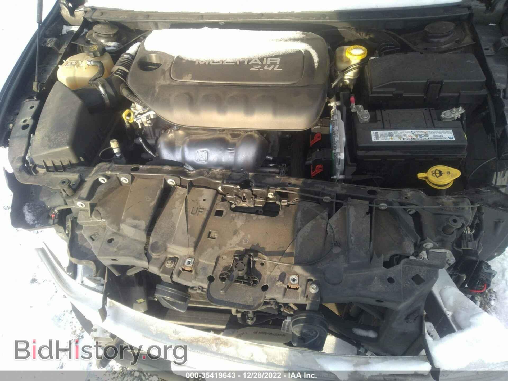 2016 CHRYSLER 200 - VIN: 1C3CCCAB6GN102183 - Фото 10