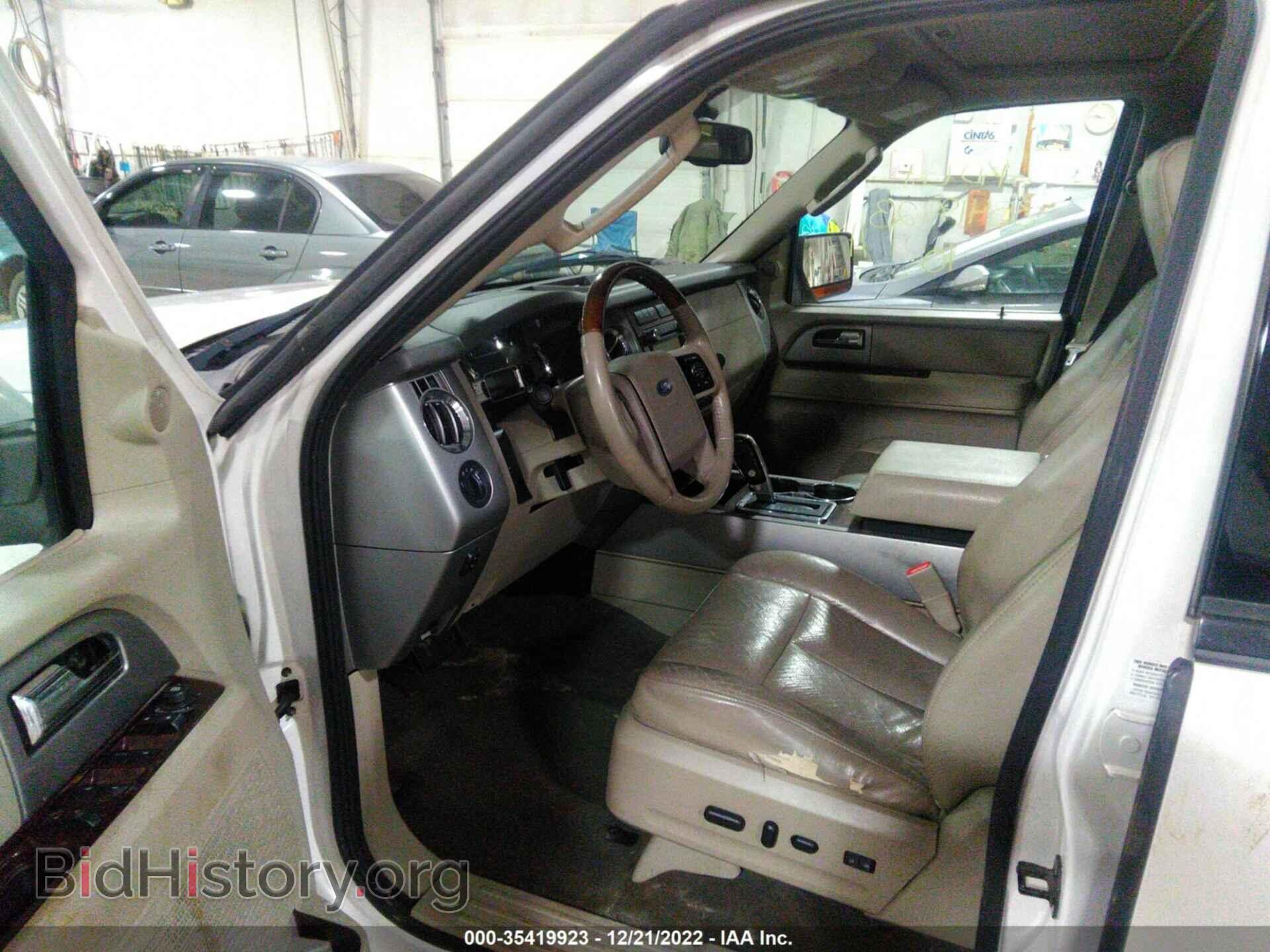 2010 FORD EXPEDITION - VIN: 1FMJU2A58AEB72906 - Фото 5