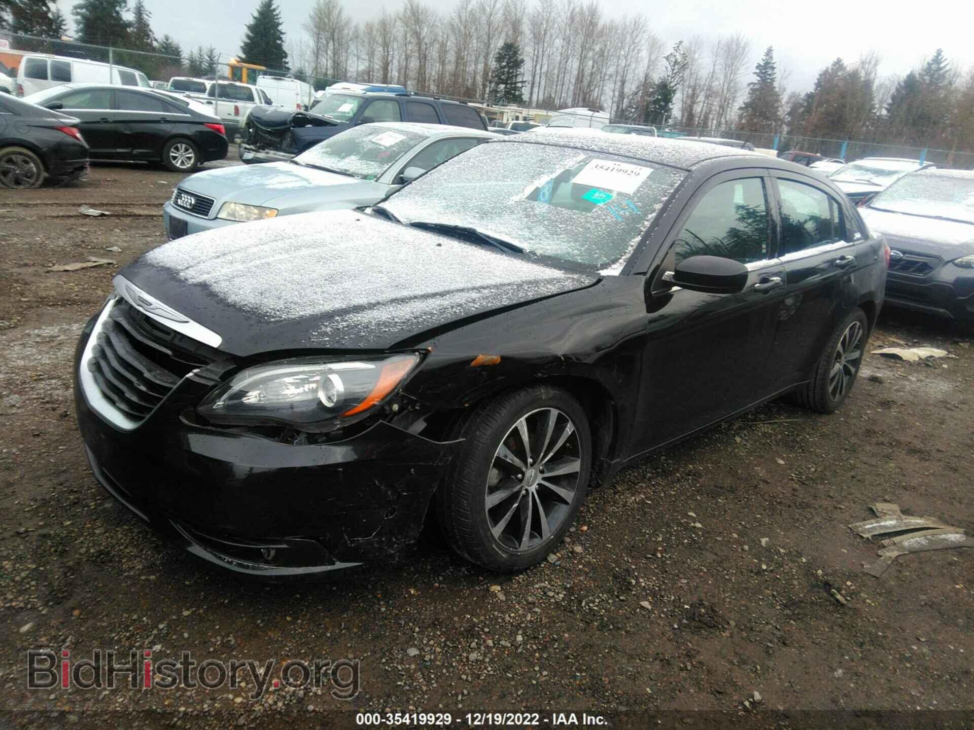 2013 CHRYSLER 200 - VIN: 1C3CCBBB4DN501047 - Фото 2