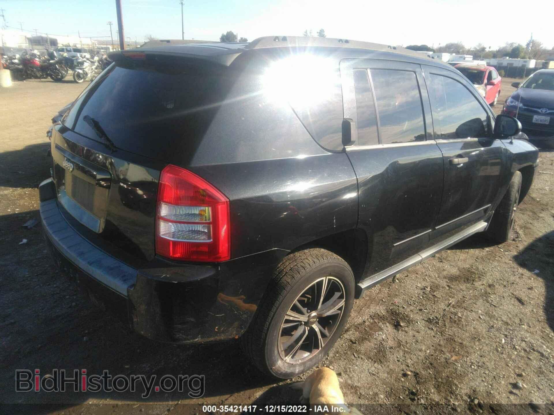 2008 JEEP COMPASS - VIN: 1J8FF47W28D691314 - Фото 4