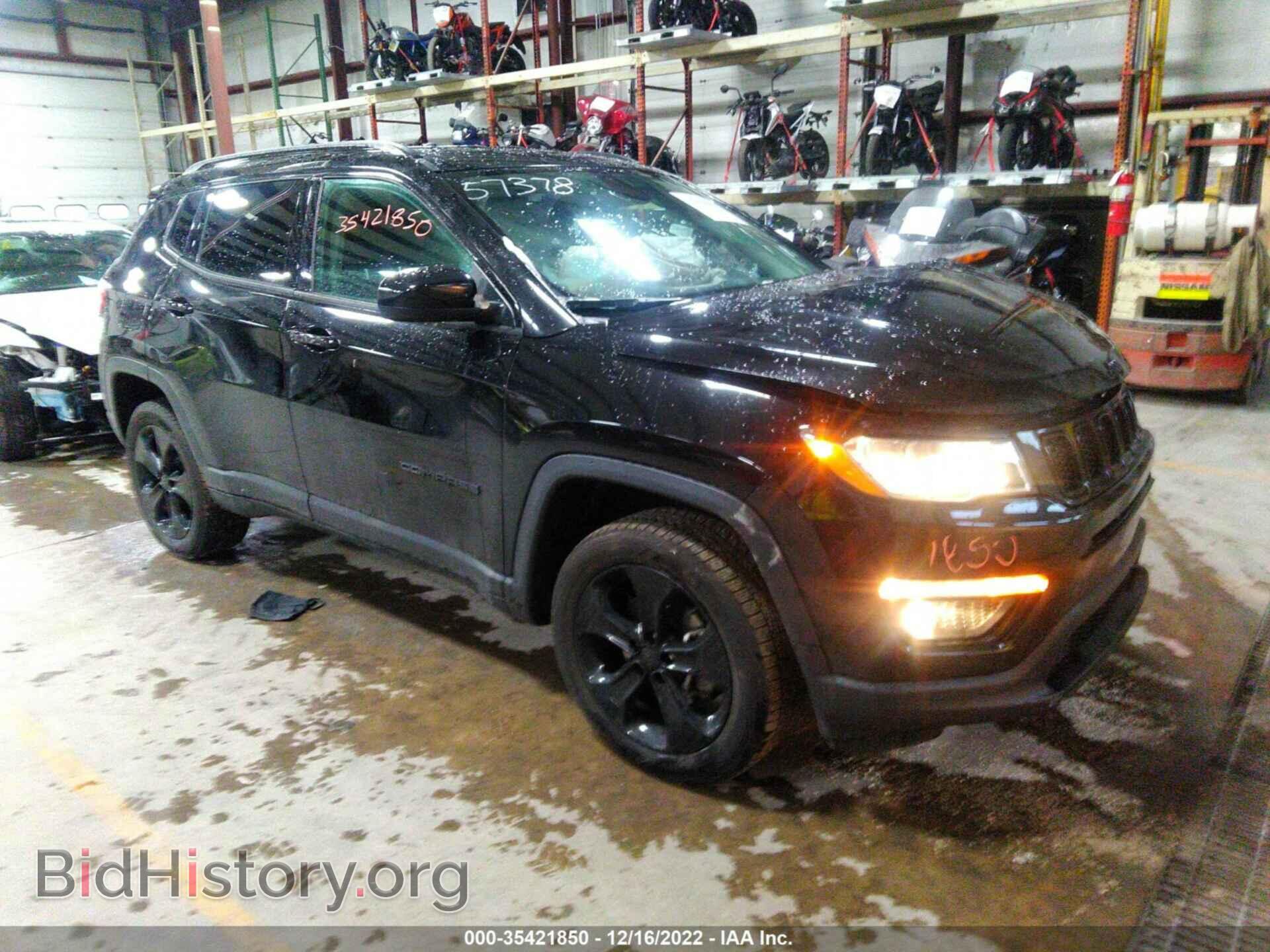 Фотография 3C4NJDBB1JT457378 - JEEP COMPASS 2018