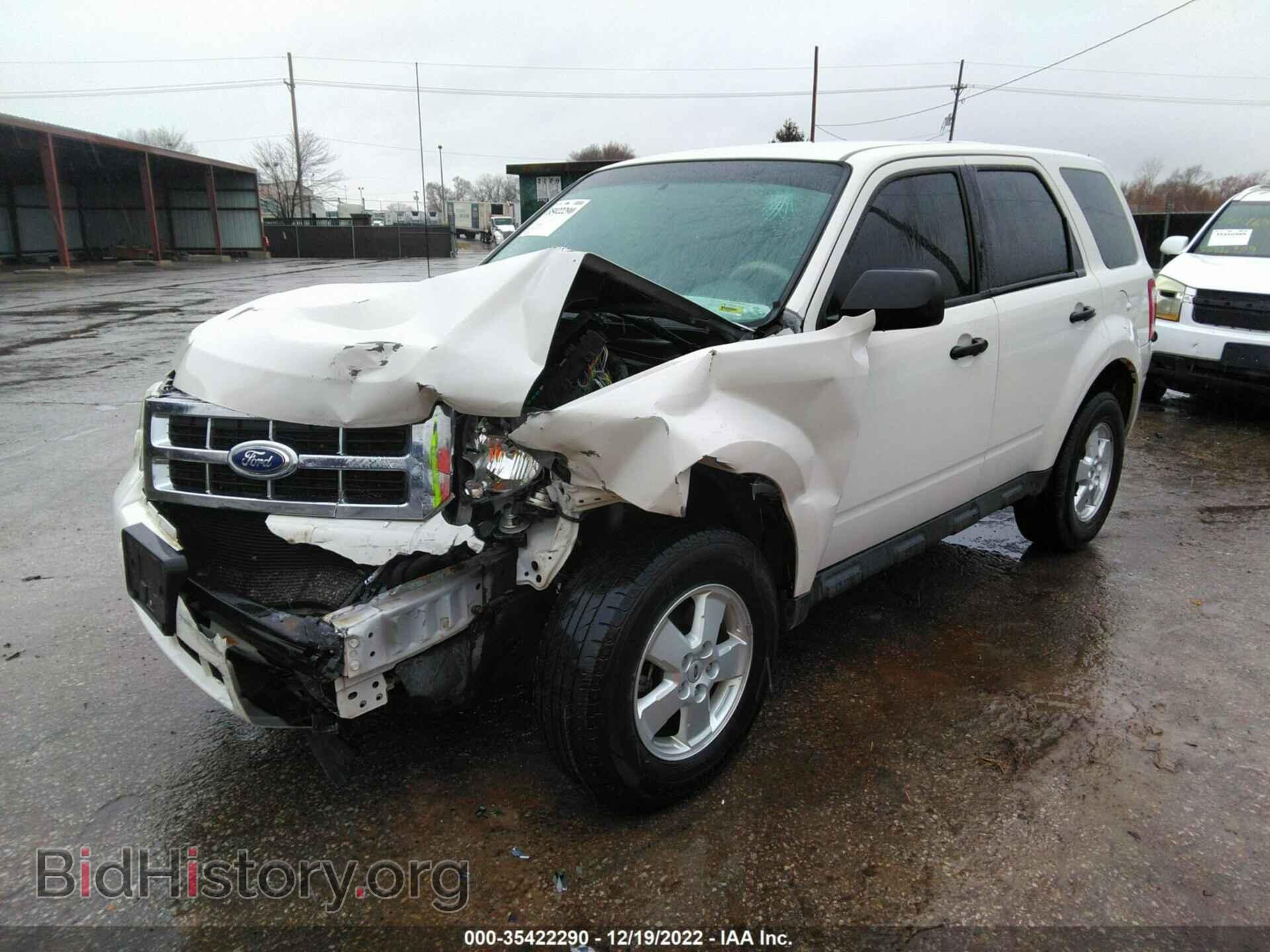 2012 FORD ESCAPE - VIN: 1FMCU0C75CKA14586 - Фото 2