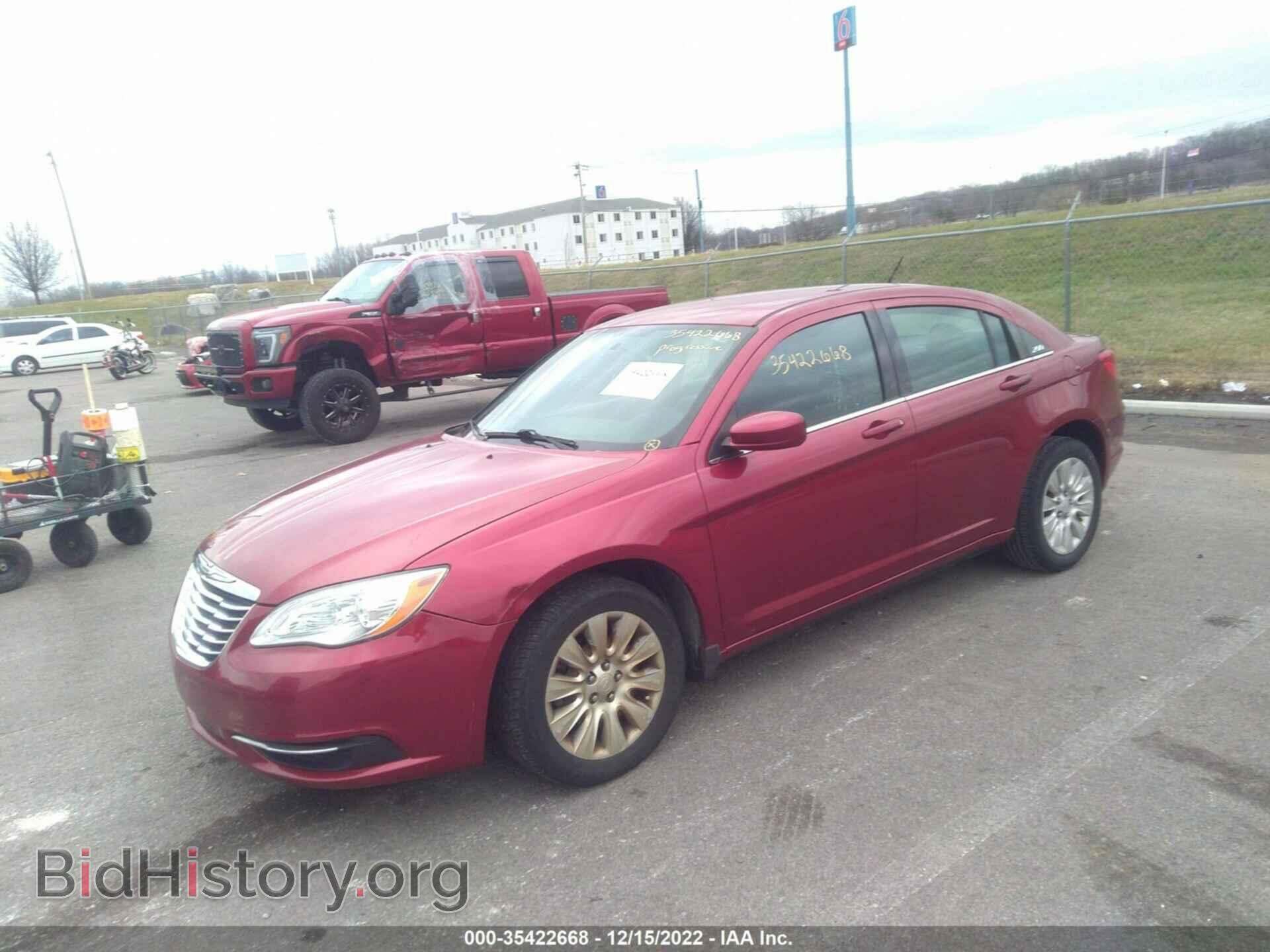 2012 CHRYSLER 200 - VIN: 1C3CCBAB4CN282607 - Фото 2