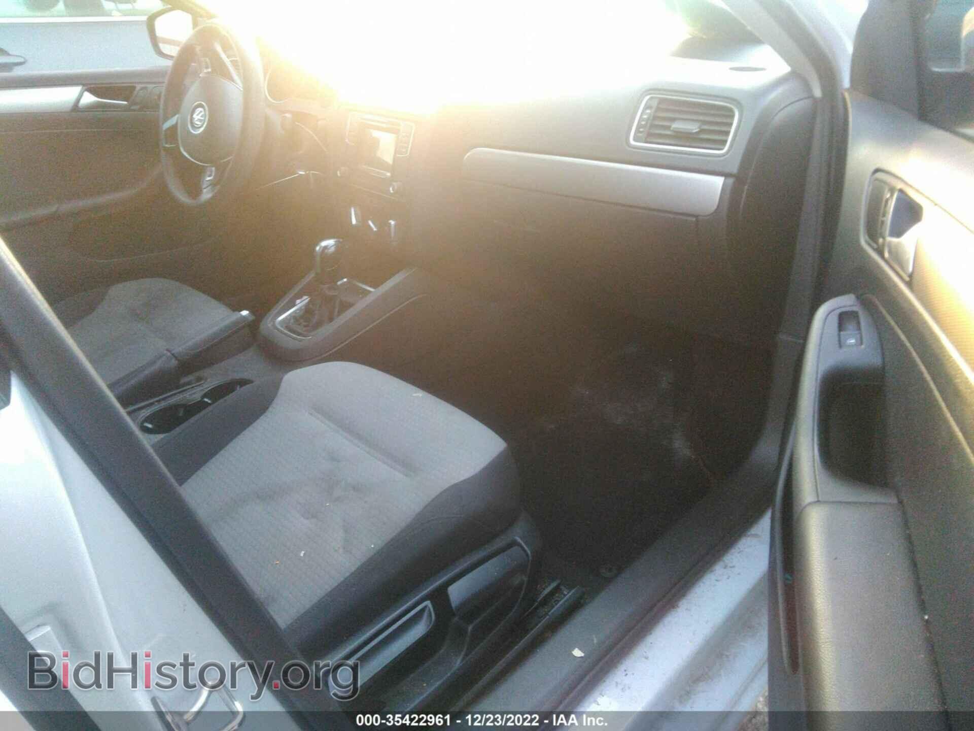 2017 VOLKSWAGEN JETTA - VIN: 3VW2B7AJ6HM365663 - Фото 5
