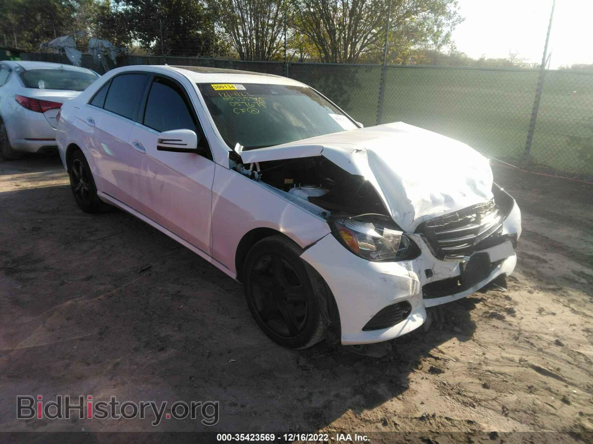 Photo WDDHF5KBXEB057675 - MERCEDES-BENZ E-CLASS 2014